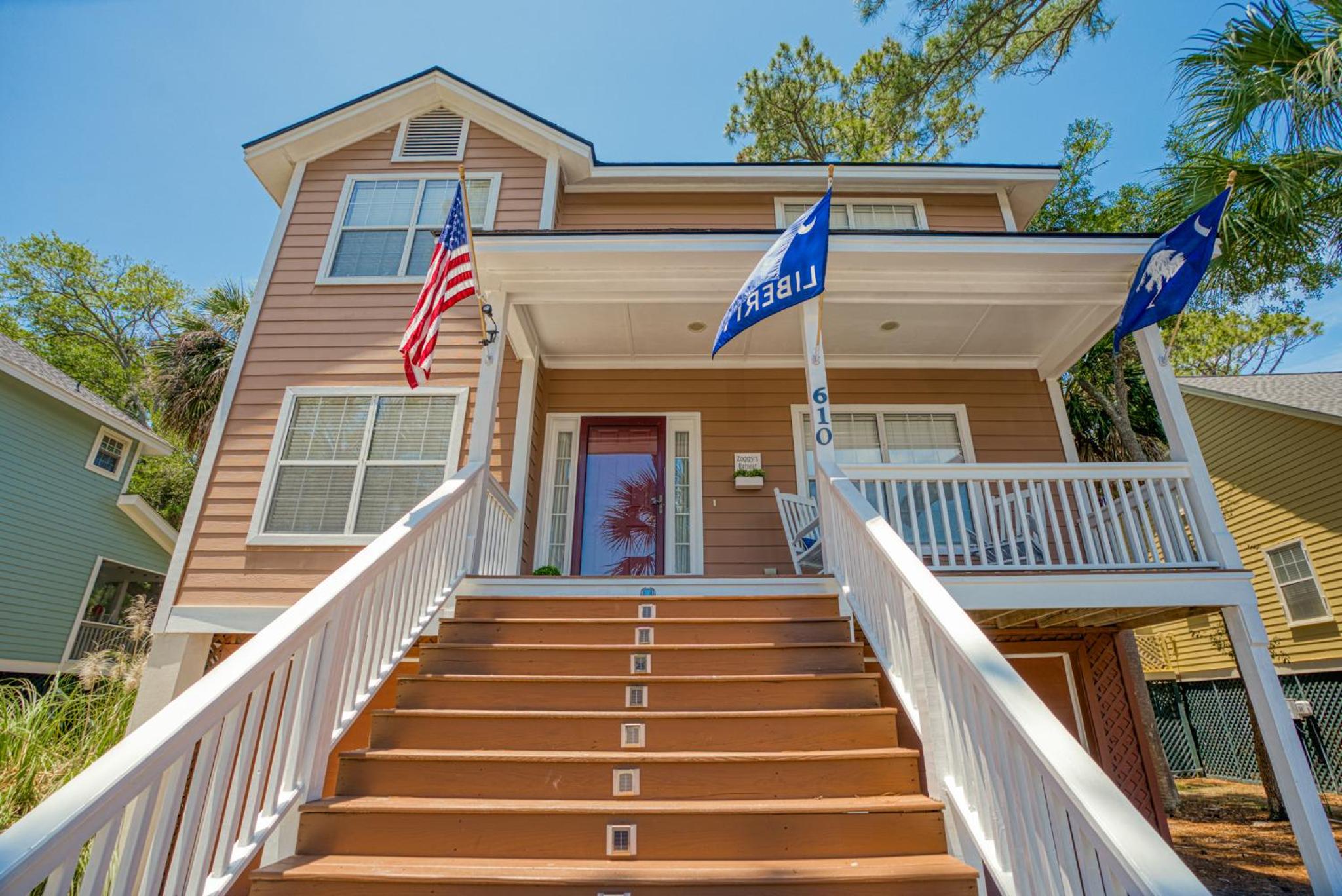 Three Bedrooms - Golf Cart and Amenity Cards Available