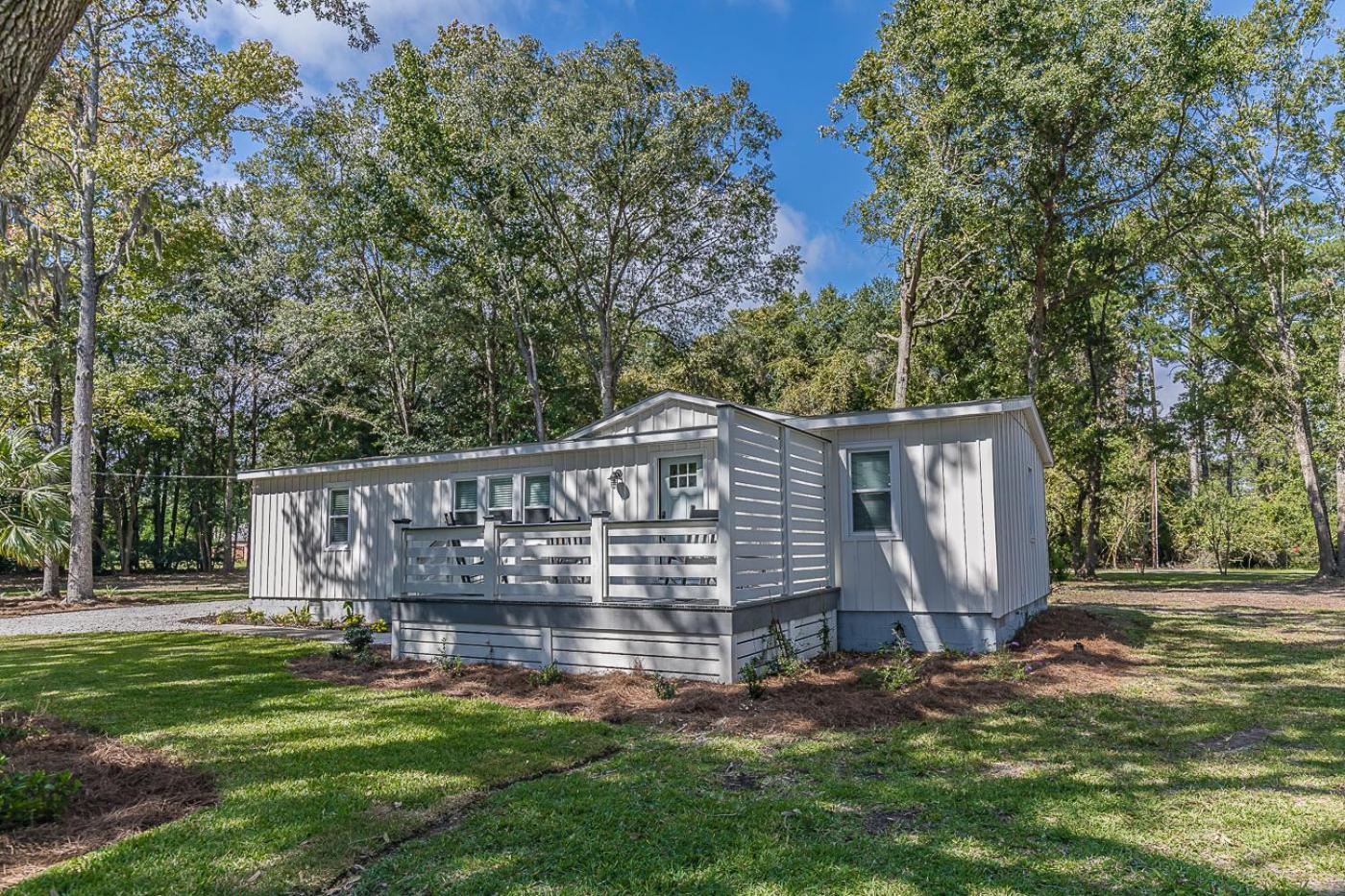 Newly Renovated LowCountry Cottage with Marsh Views - Sleeps 6 view 2