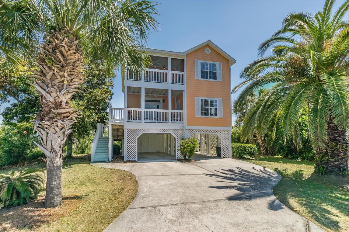 TradeWind on Harbor Island - 4 Bedrooms Sleeps 8