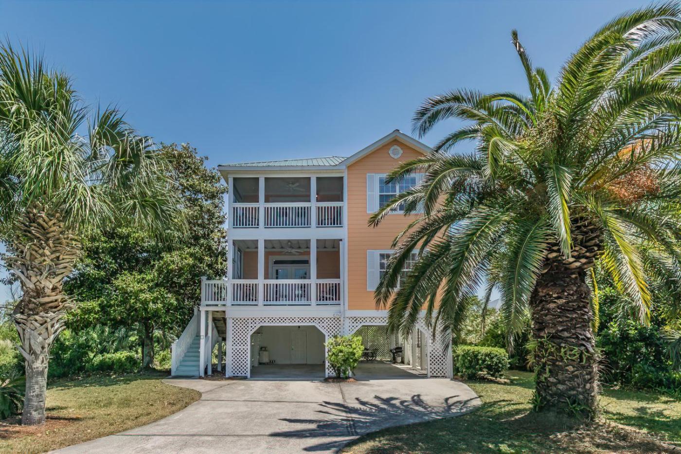 TradeWind on Harbor Island - 4 Bedrooms Sleeps 8