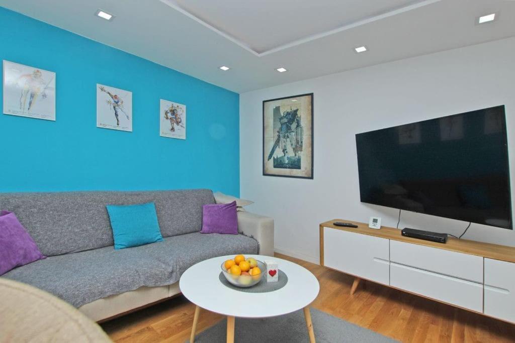 Modern Blue Apartment