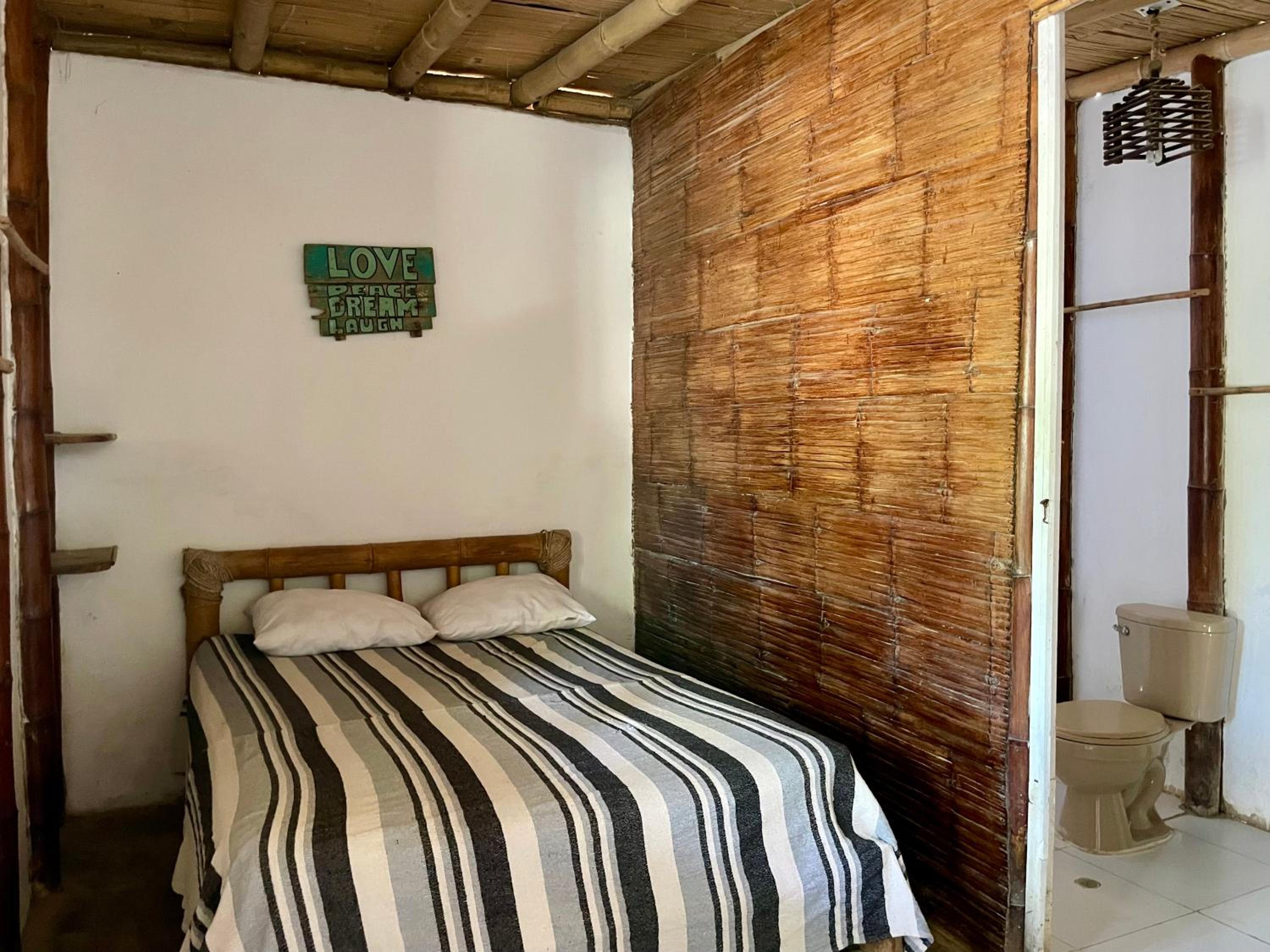 Naif habitaciones