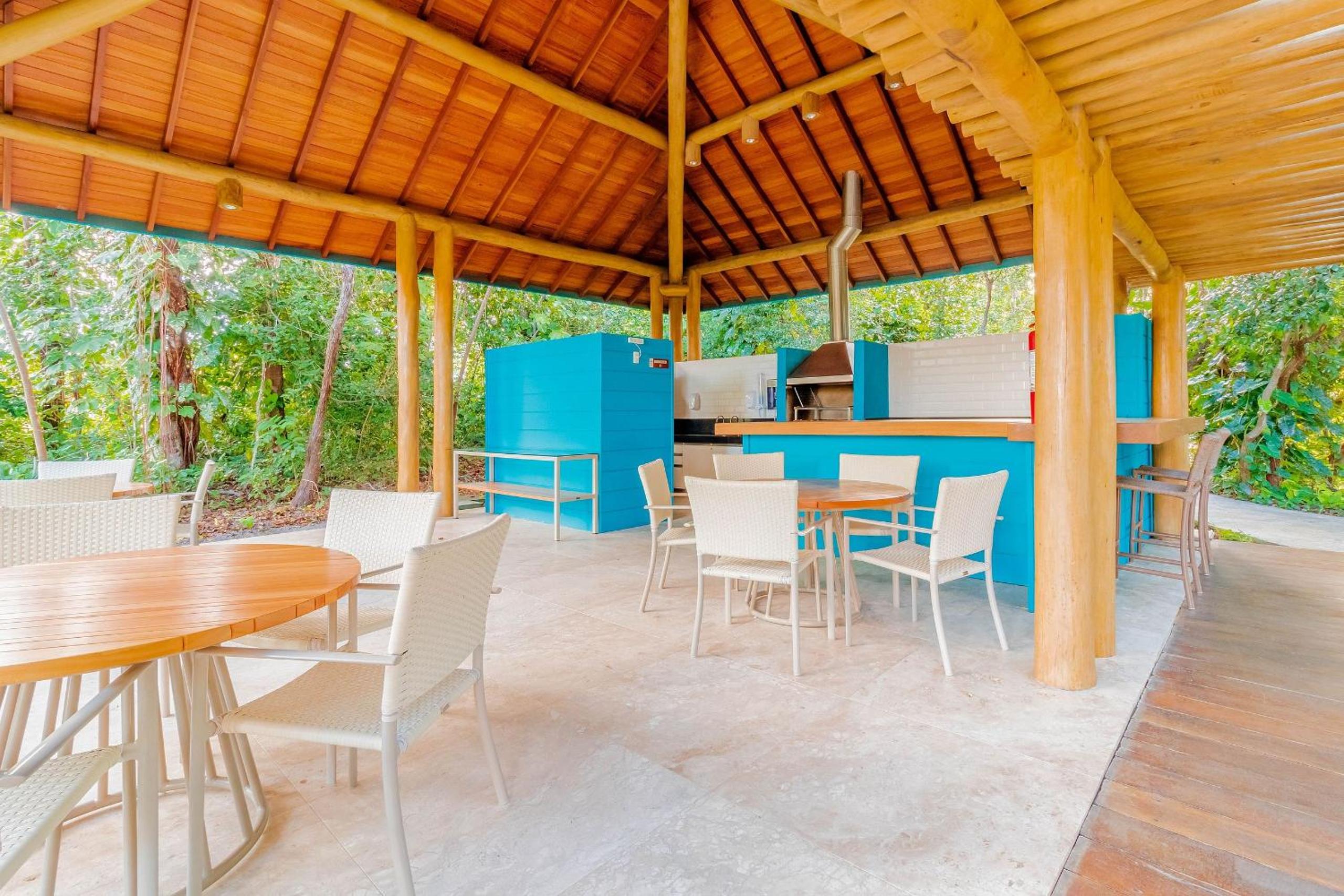 PF16 Casa Alto Padrão 5 Suites - Praia Bella, with exclusive access to the beach!