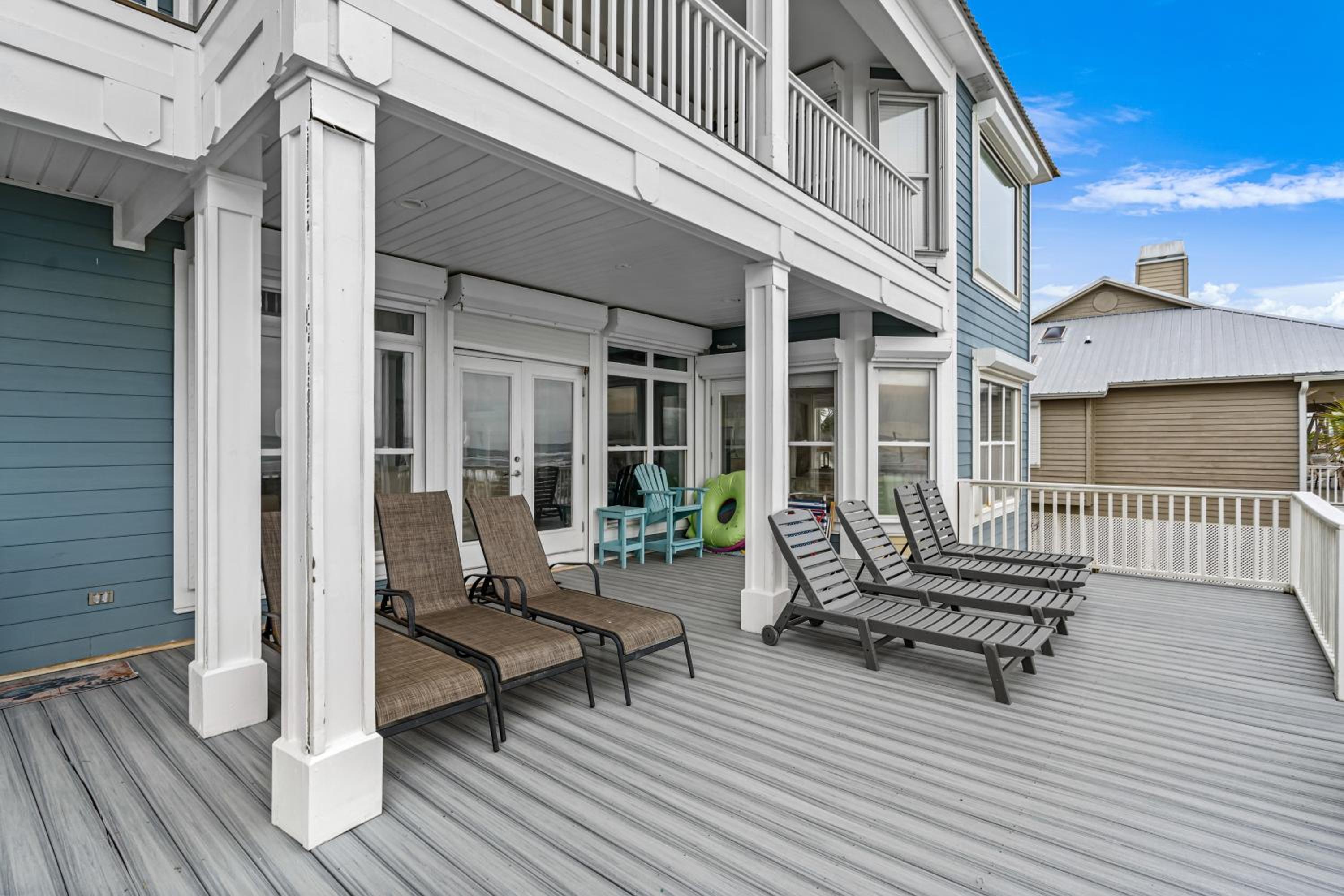 Seahorse Sands by Meyer Vacation Rentals view 4