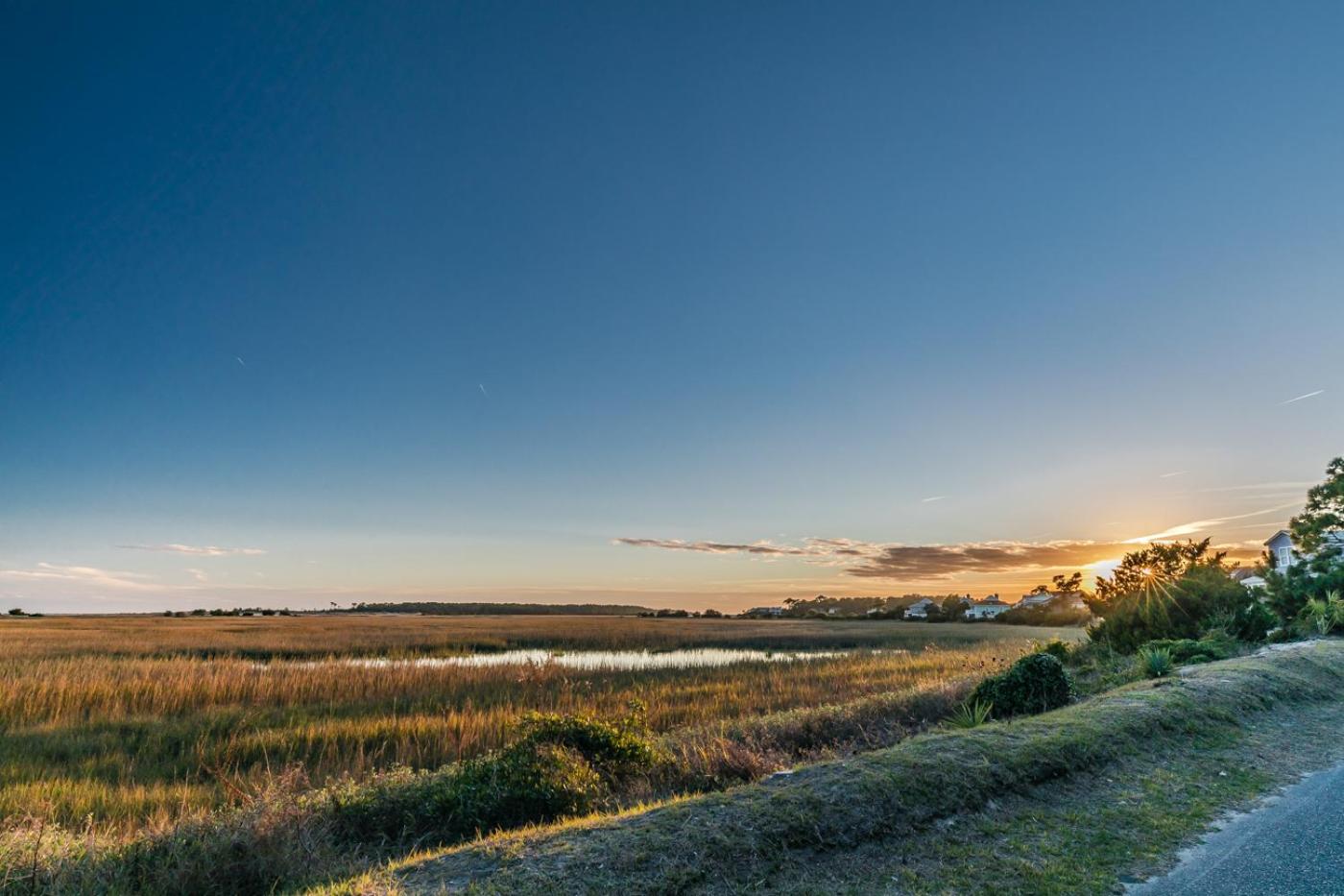 Bali Retreat: 180° Ocean and Hunting Island Deck Views view 5
