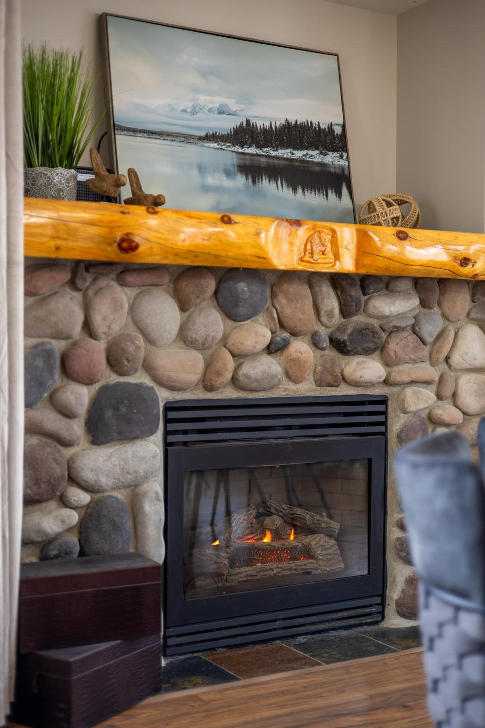 Riverside Condos by Fernie Central Reservations