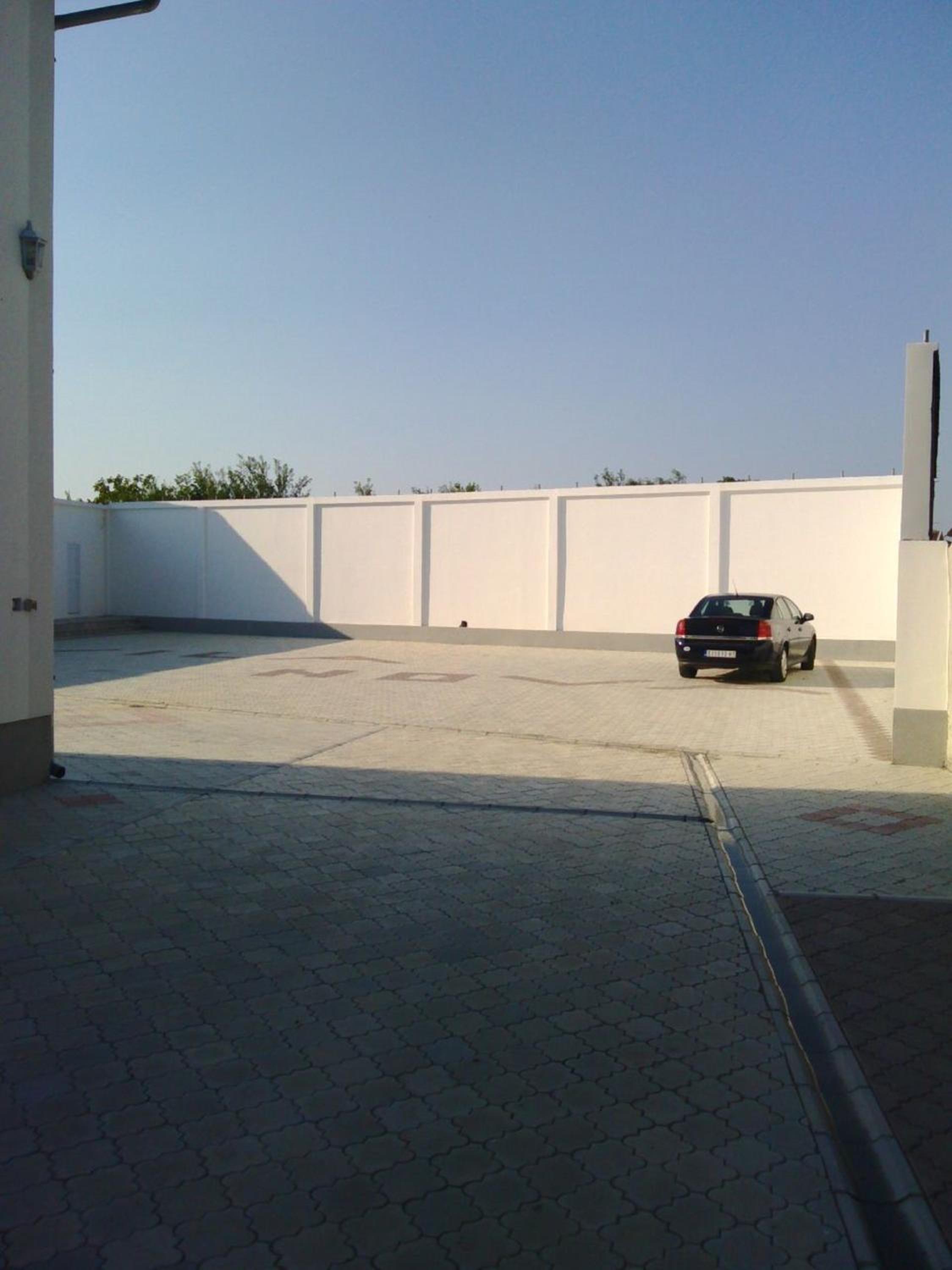 Photo 38