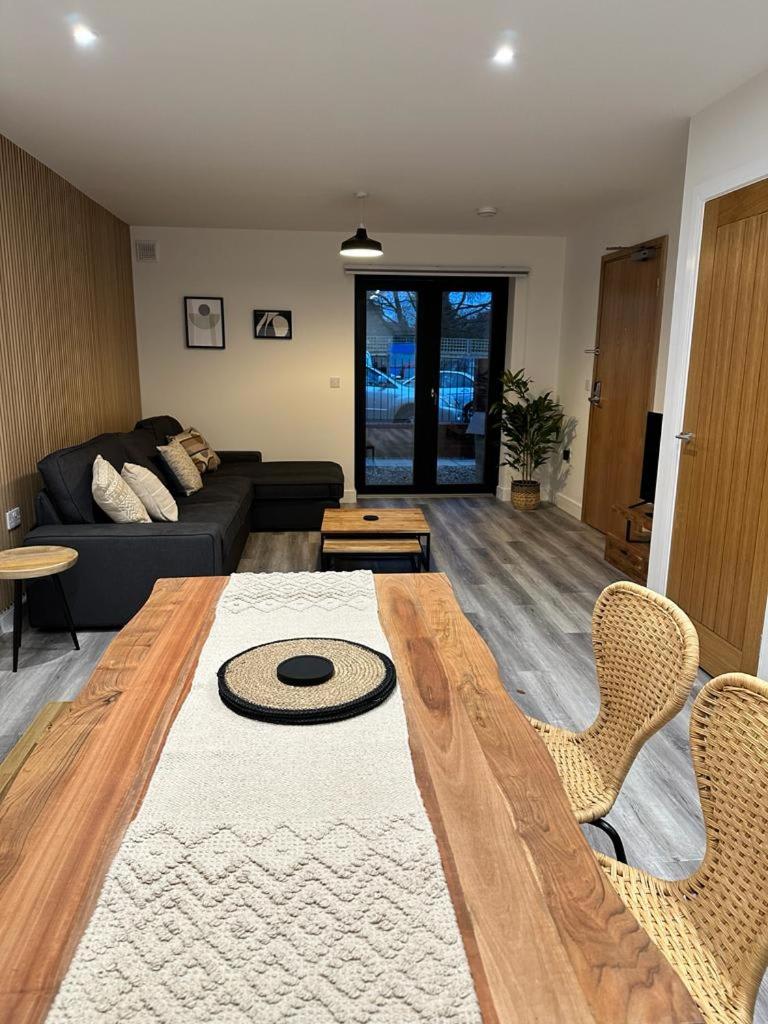 2 Ashbrook Margaret - luxury 2 bed ground floor view 3