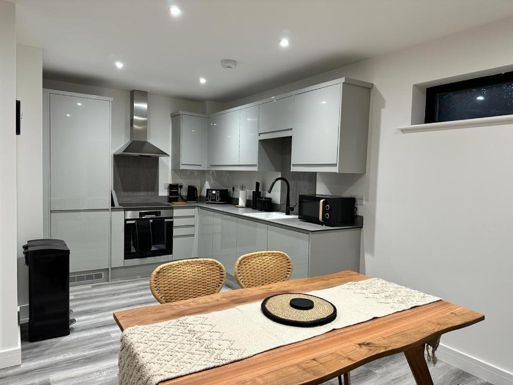 2 Ashbrook Margaret - luxury 2 bed ground floor view 4