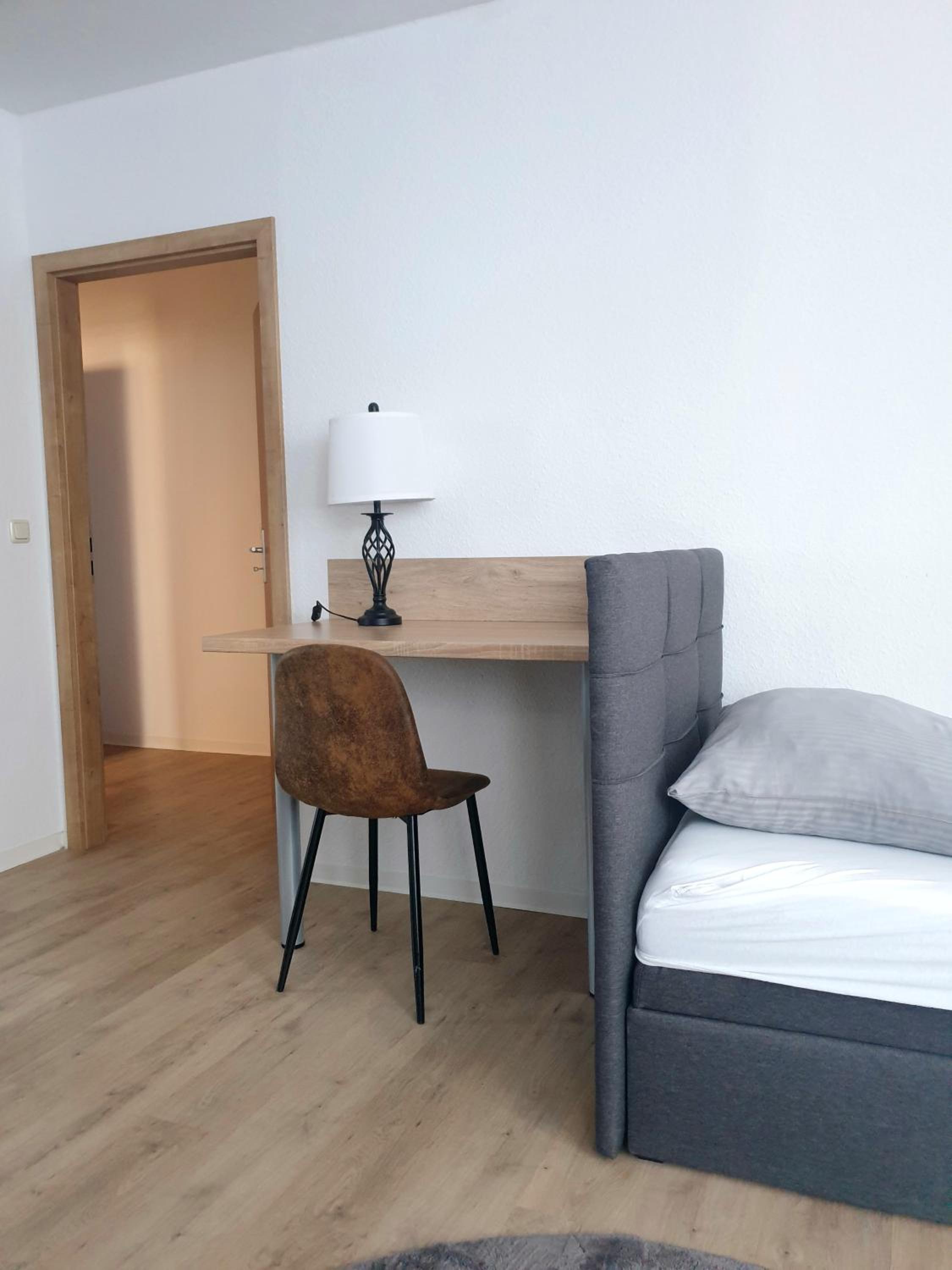 Zur Elster 2 en Plauen — hotel room
