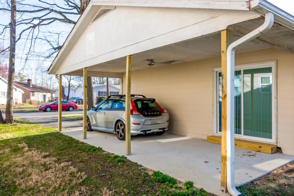 Perfect for family visits to Washington DC or UMD! - Property Image 6