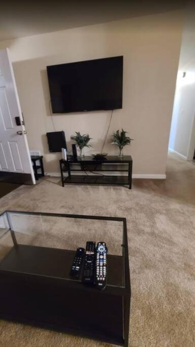 Perfect for family visits to Washington DC or UMD! - Property Image 10