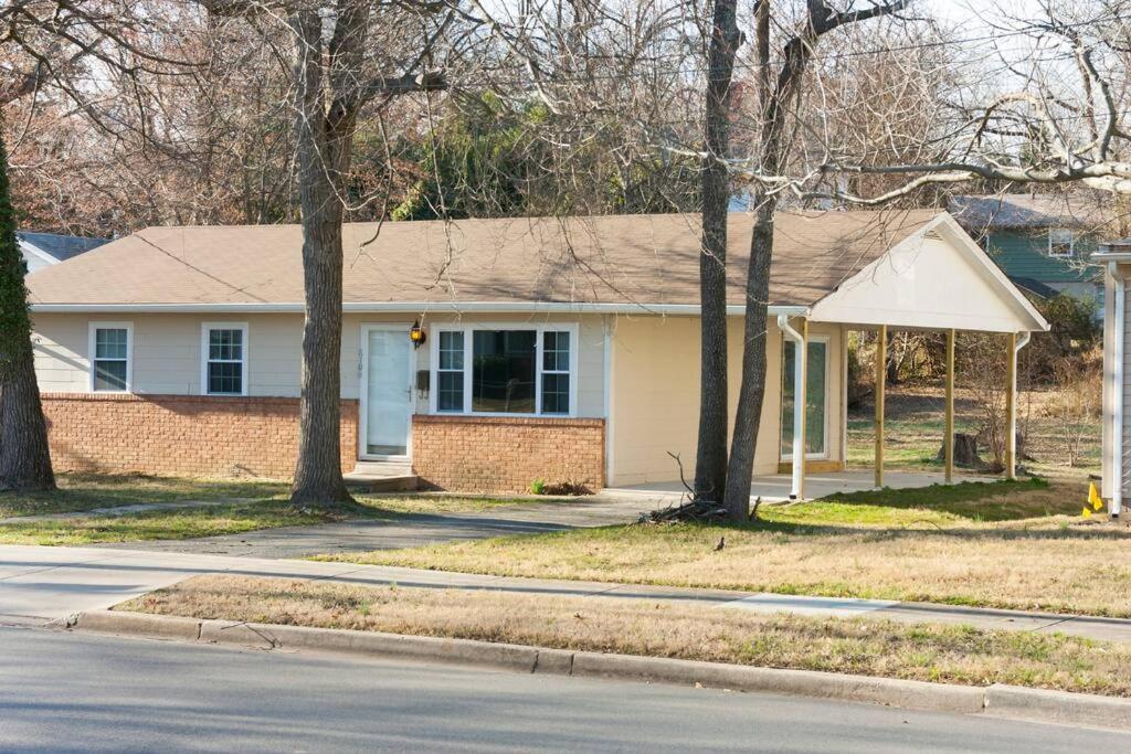 Perfect for family visits to Washington DC or UMD! - Property Image 5