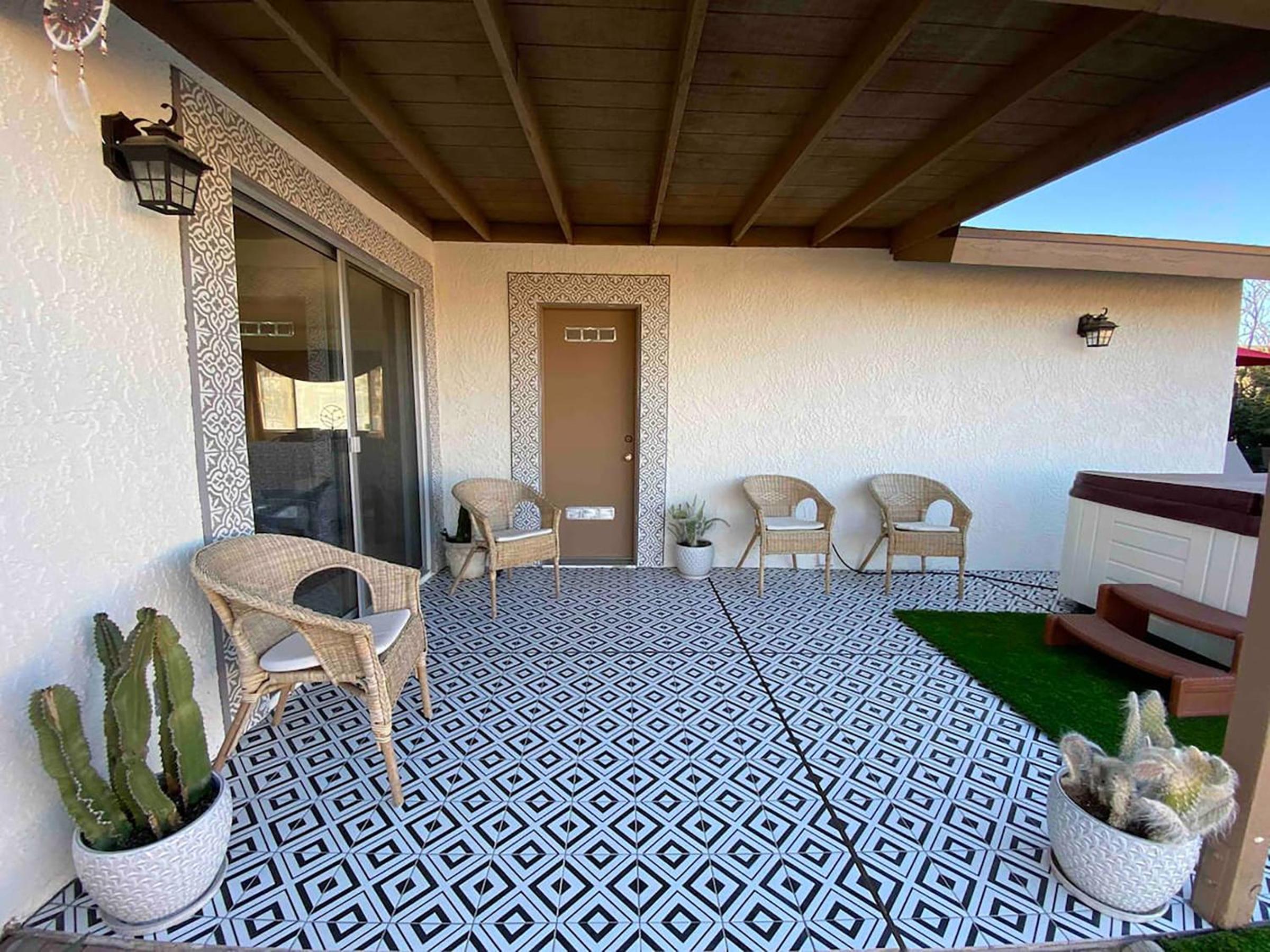 Hotel Electroliquid's Casa Pueblo Joshua Tree - Image 1