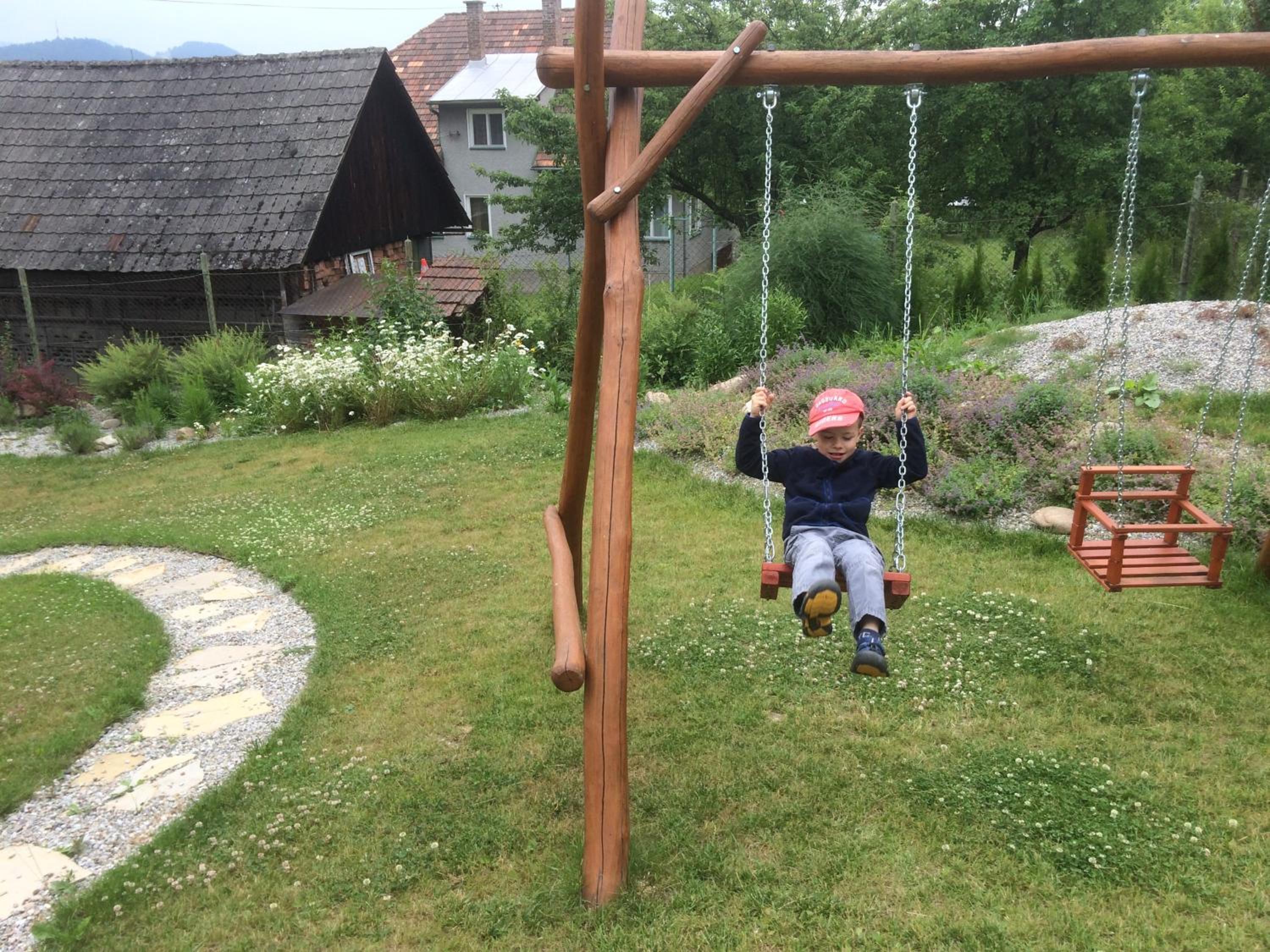 Photo 10