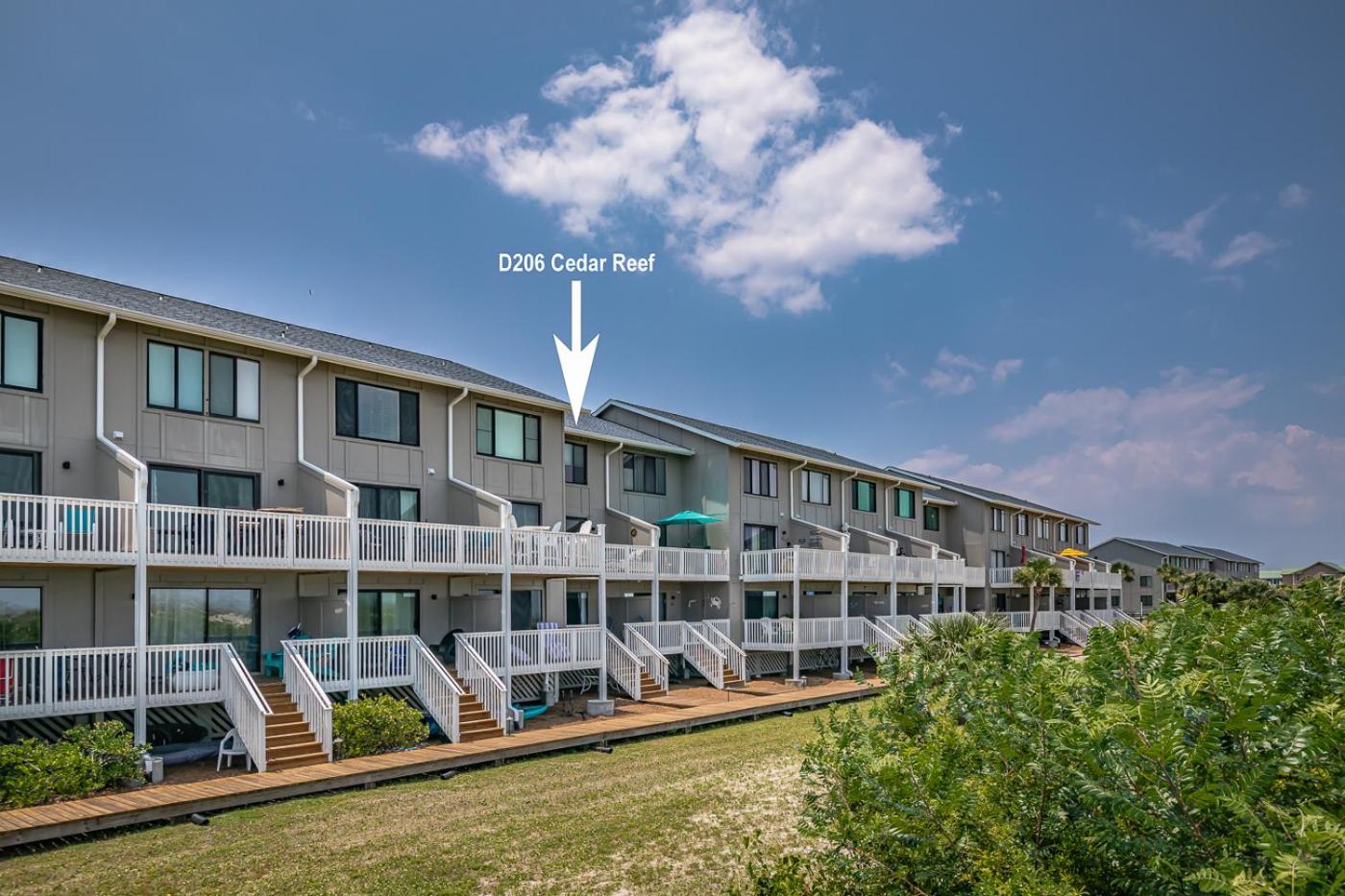 Newly Listed - Oceanfront Condo on Harbor Island view 3