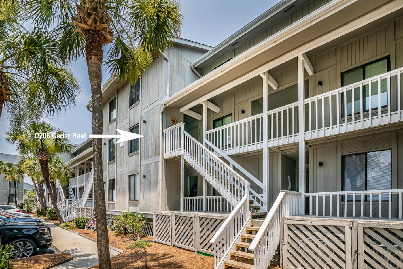 Newly Listed - Oceanfront Condo on Harbor Island view 4