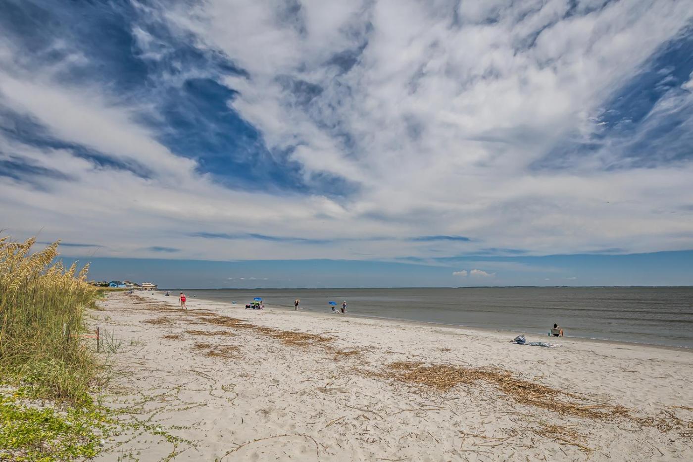 Newly Listed - Oceanfront Condo on Harbor Island view 5