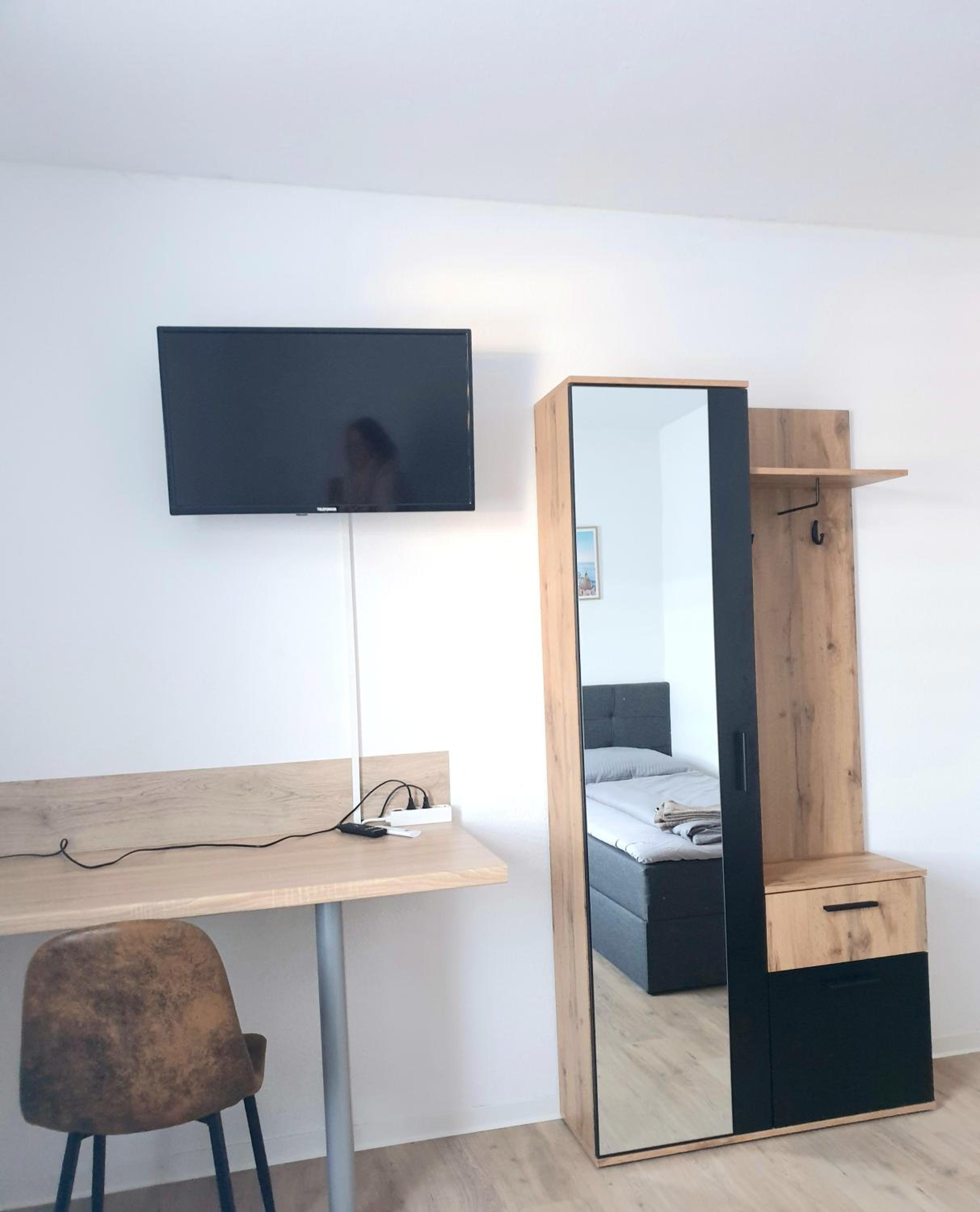 Zur Elster 2 en Plauen — hotel room