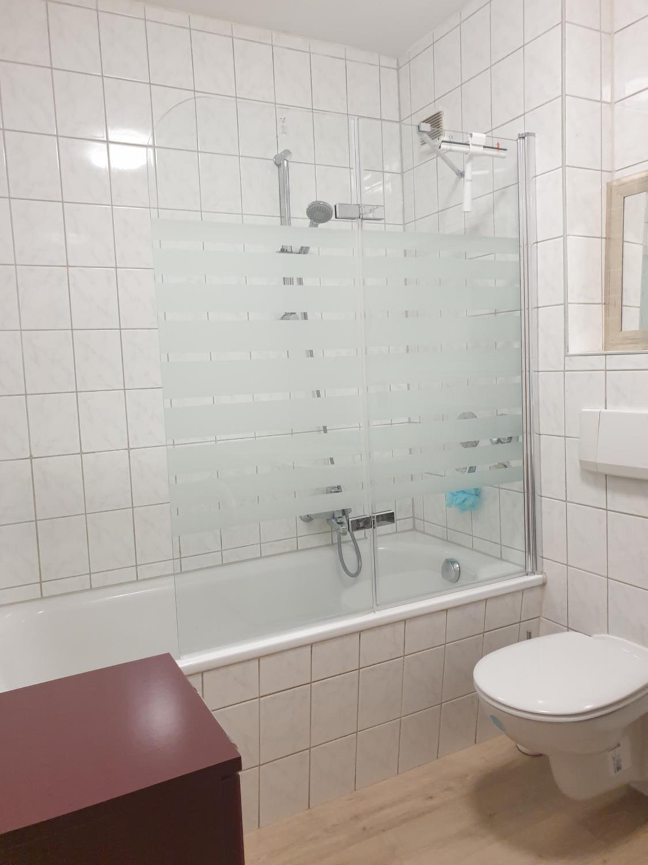 Zur Elster 2 en Plauen — bathroom