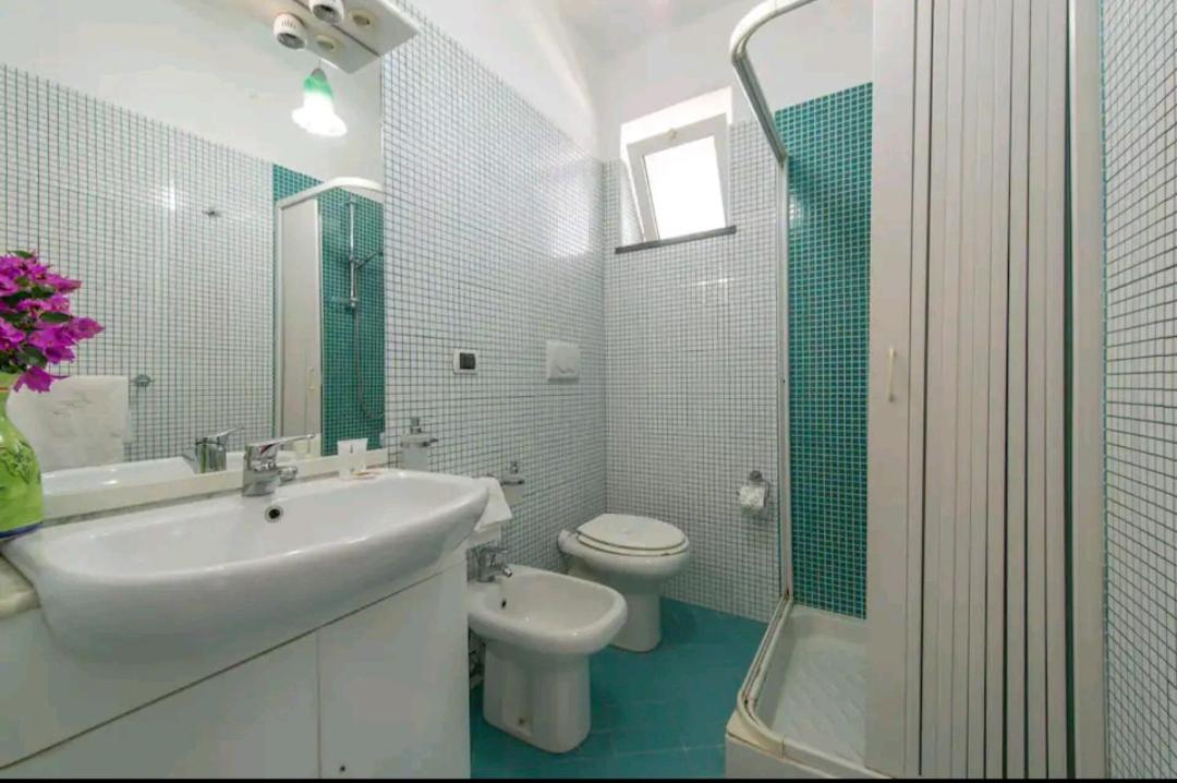 In Amalfi coast: Bouganvillea Romantica Casa vista mare photo 5