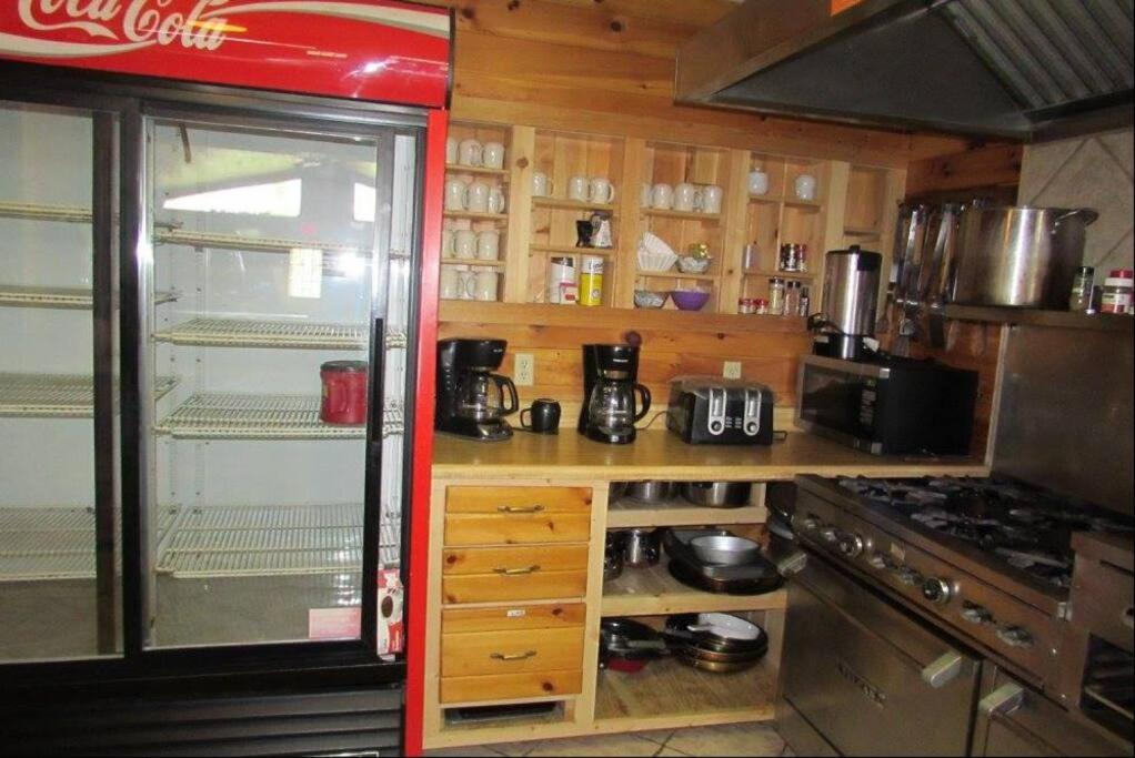 Brimley Lodge / Sleeps 36 / Snowmobile & ORV Trail view 5