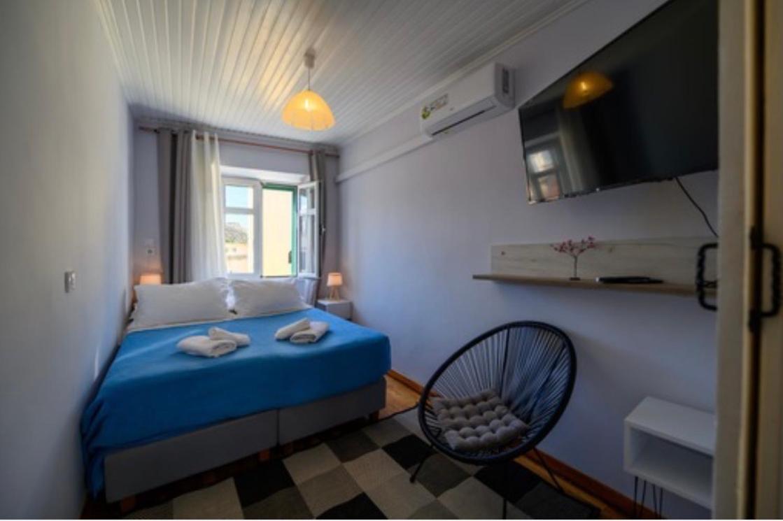 Mitropoleos Suite