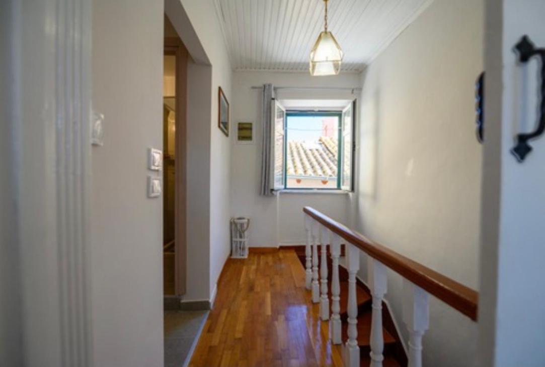 Mitropoleos Suite