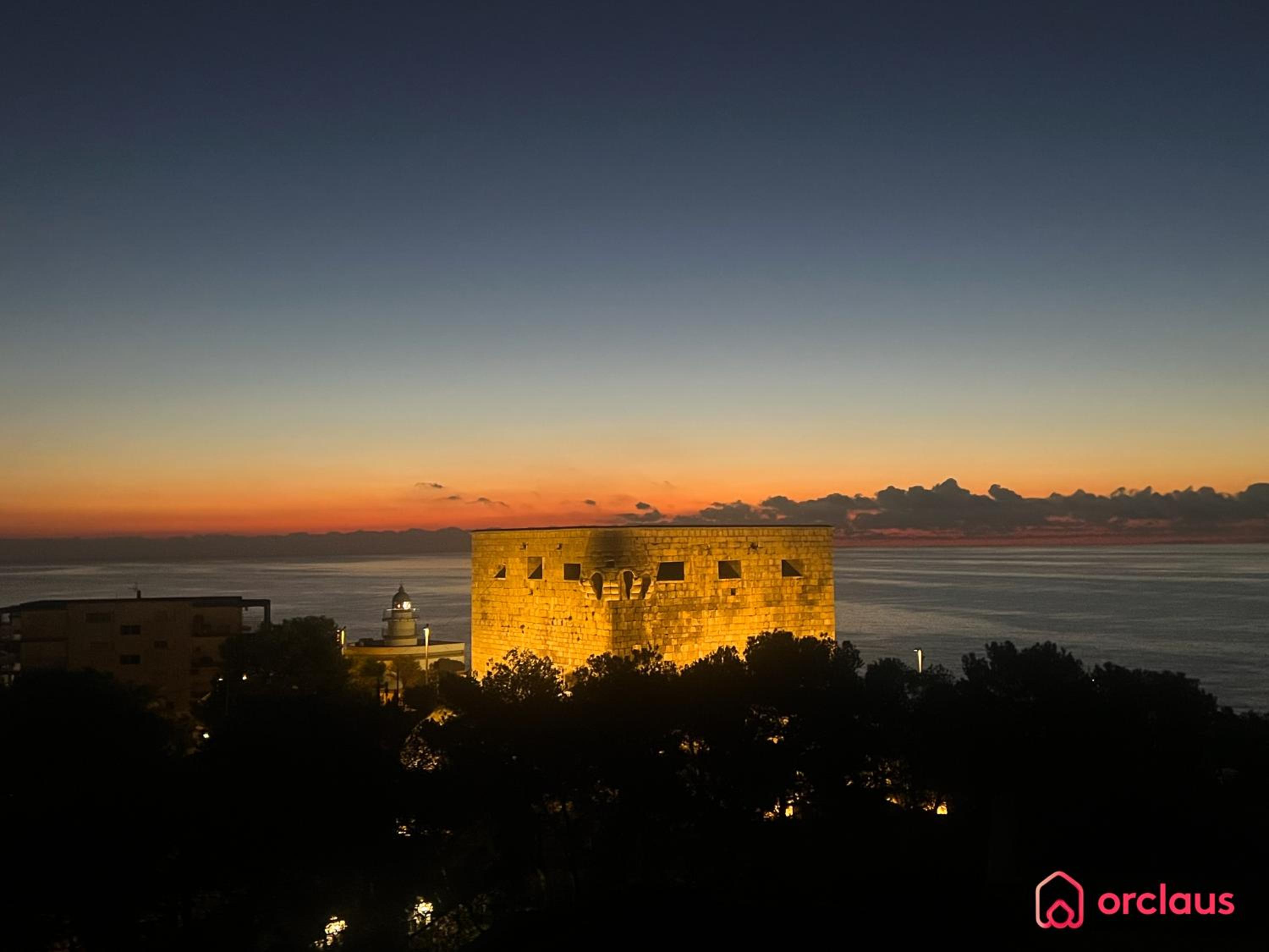 Bello Amanecer en La Concha