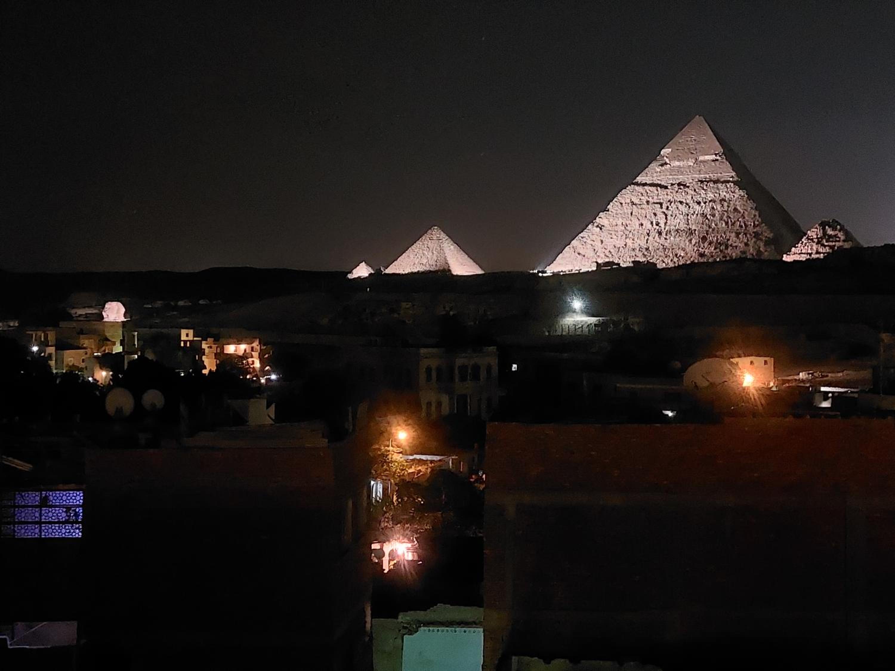 Anubis pyramids inn