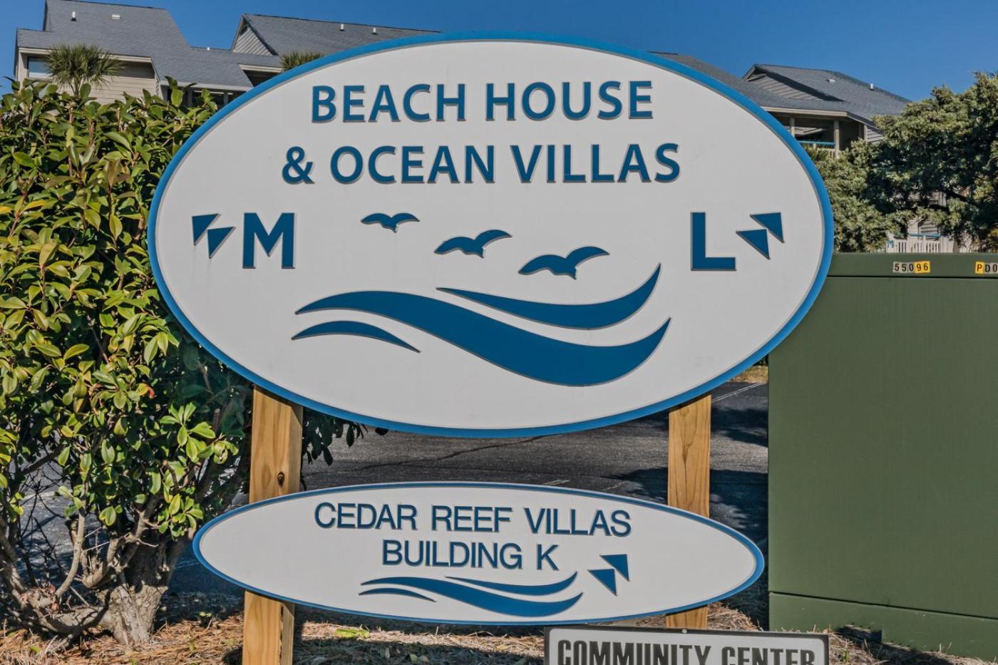 Pool and Ocean Views - First Floor Villa on Harbor Island view 5