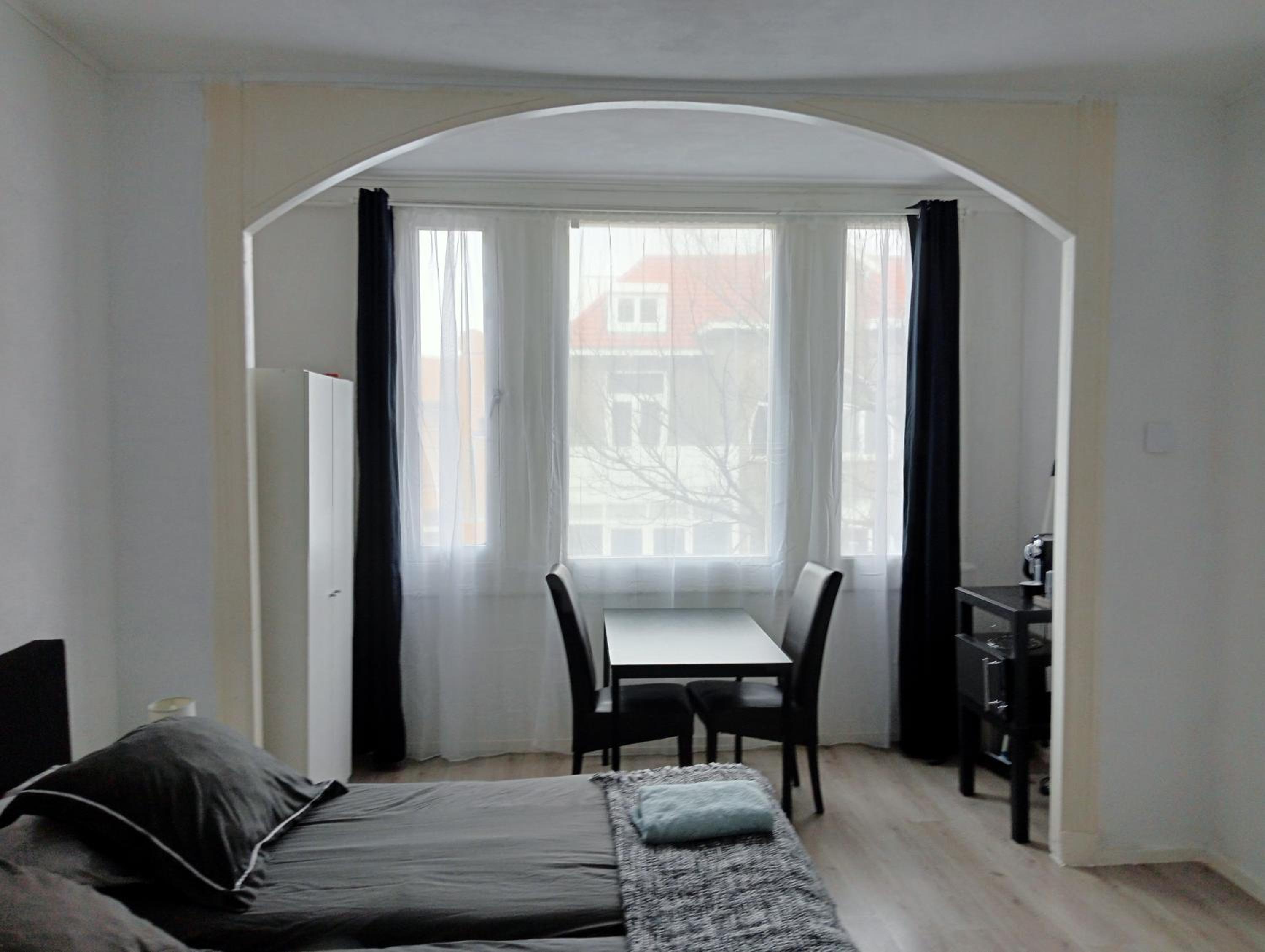 Photo 12