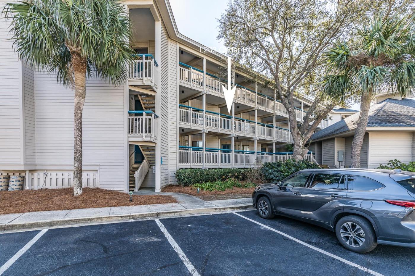 Beach and Pool Views! Newly Listed Villa on Harbor Island view 2