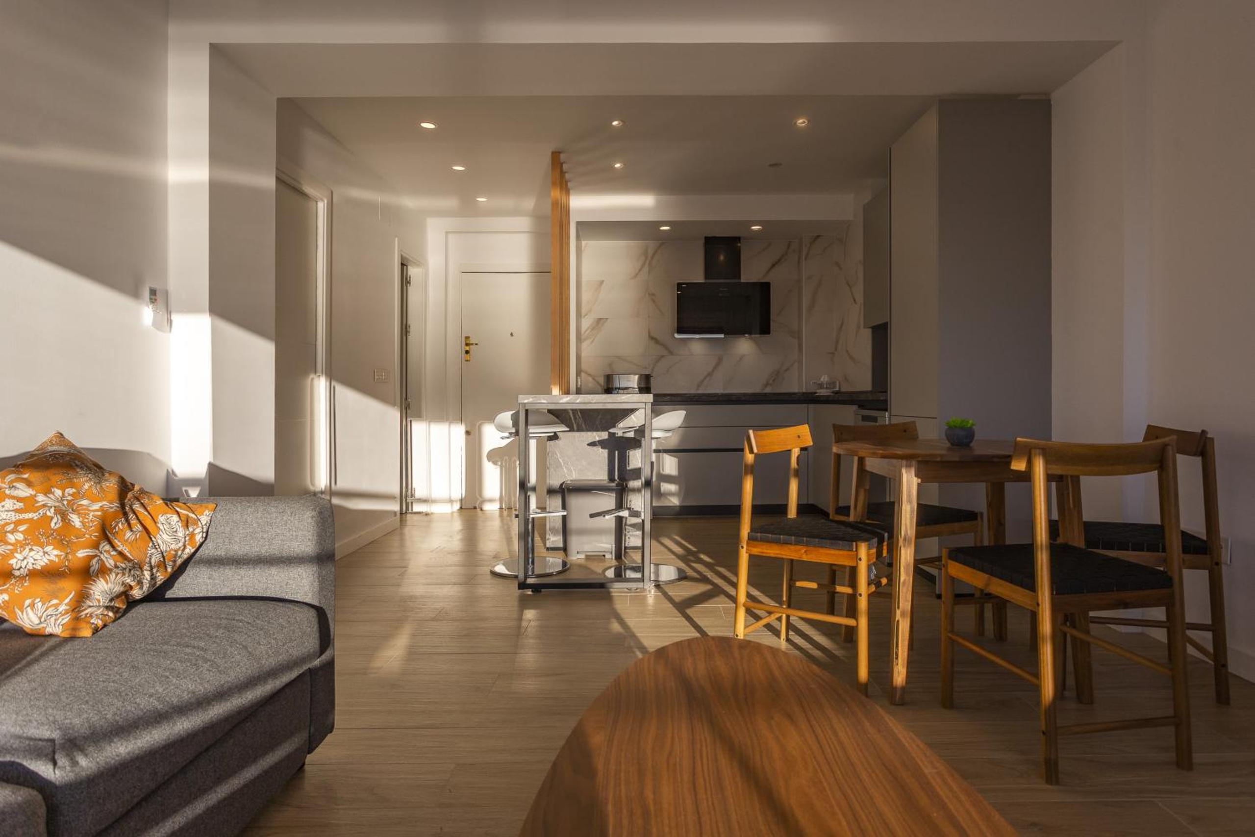 DELFIN Sunny Home by Cadiz4Rentals