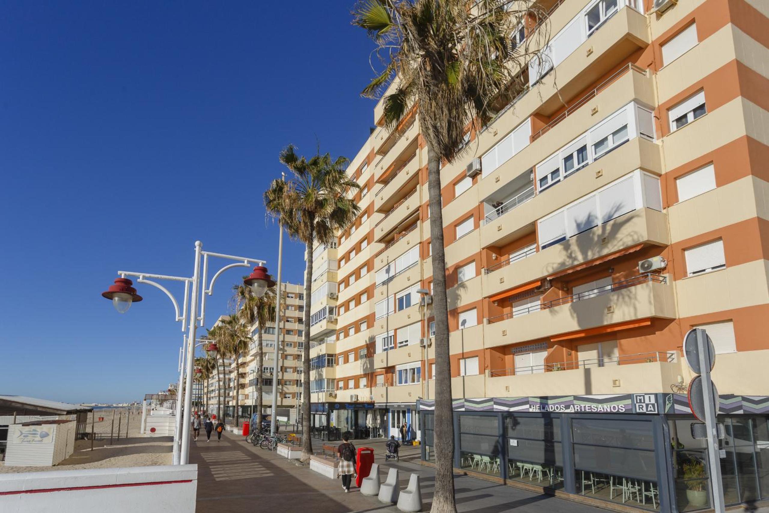 DELFIN Sunny Home by Cadiz4Rentals
