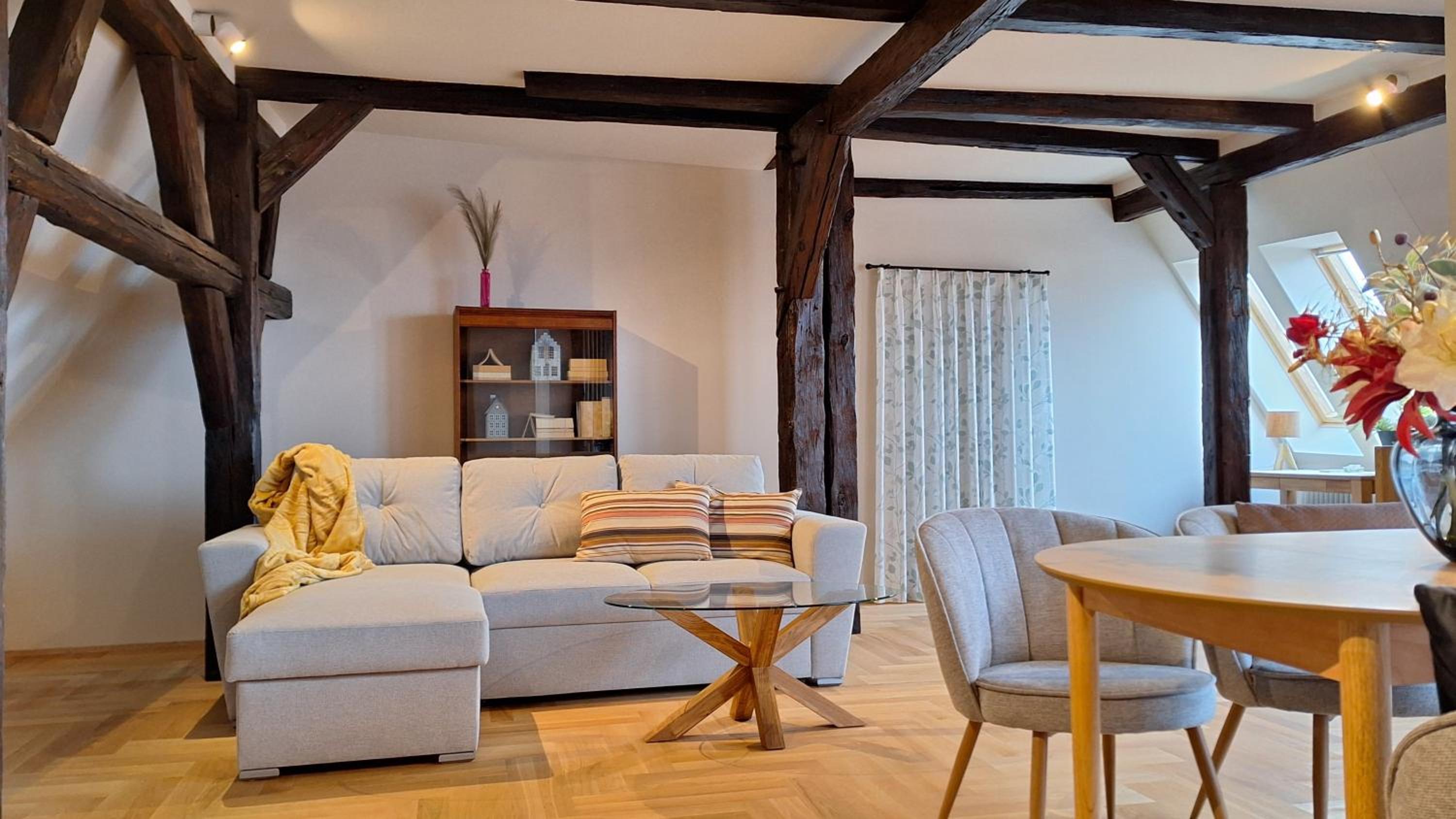 Stadtpalais Bellevue-Suite 3- Zimmer- Maisonettewohnung mit Dachterrasse maximal 4 Personen