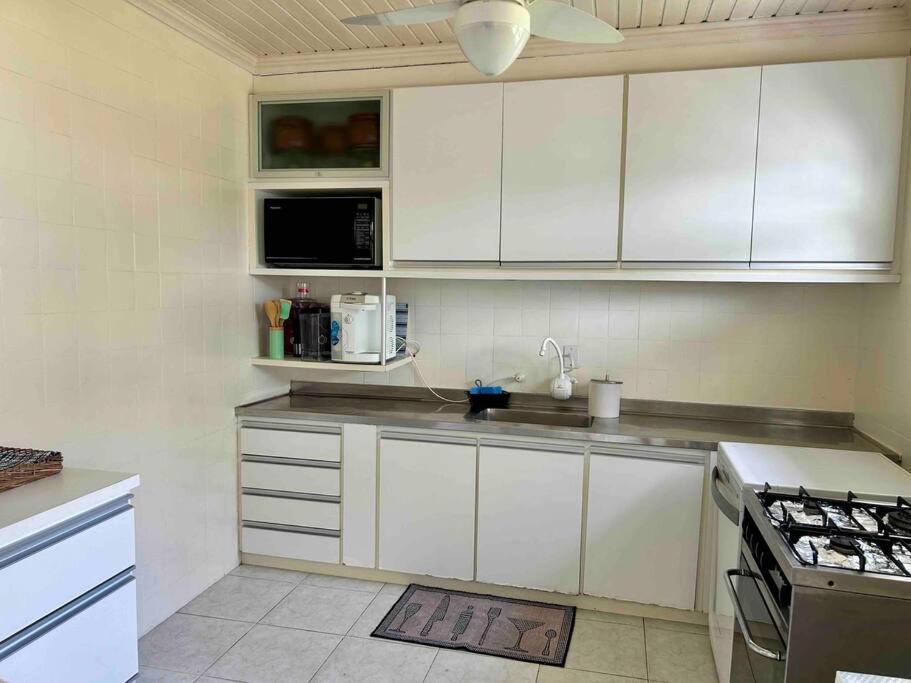 Casa Canasvieiras Florianópolis com piscina e mar