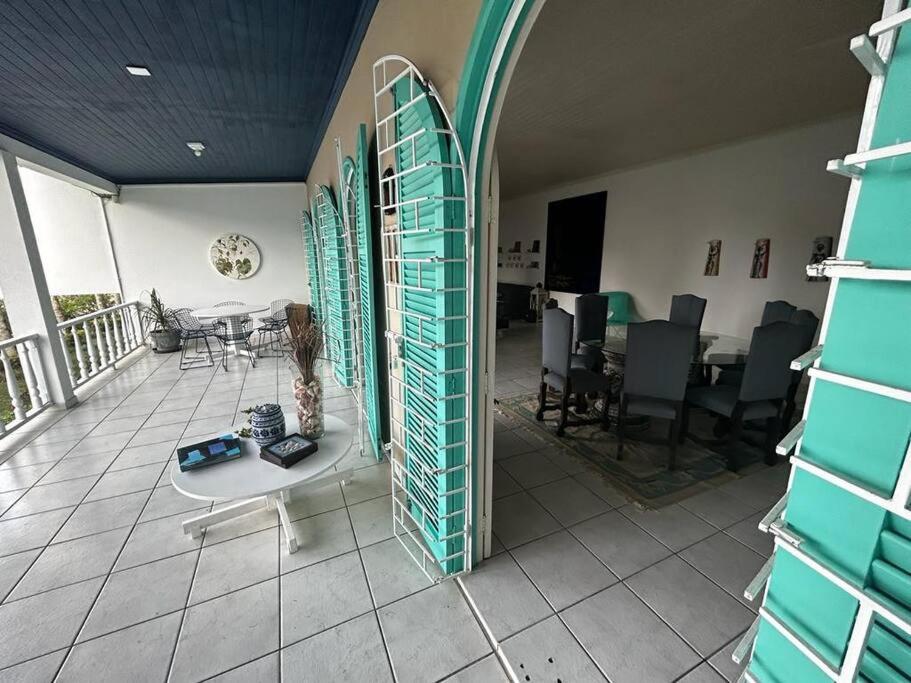 Casa Canasvieiras Florianópolis com piscina e mar