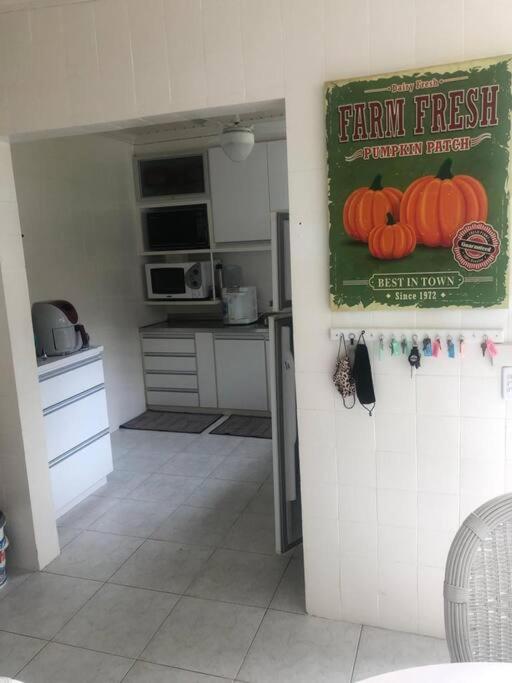 Casa Canasvieiras Florianópolis com piscina e mar