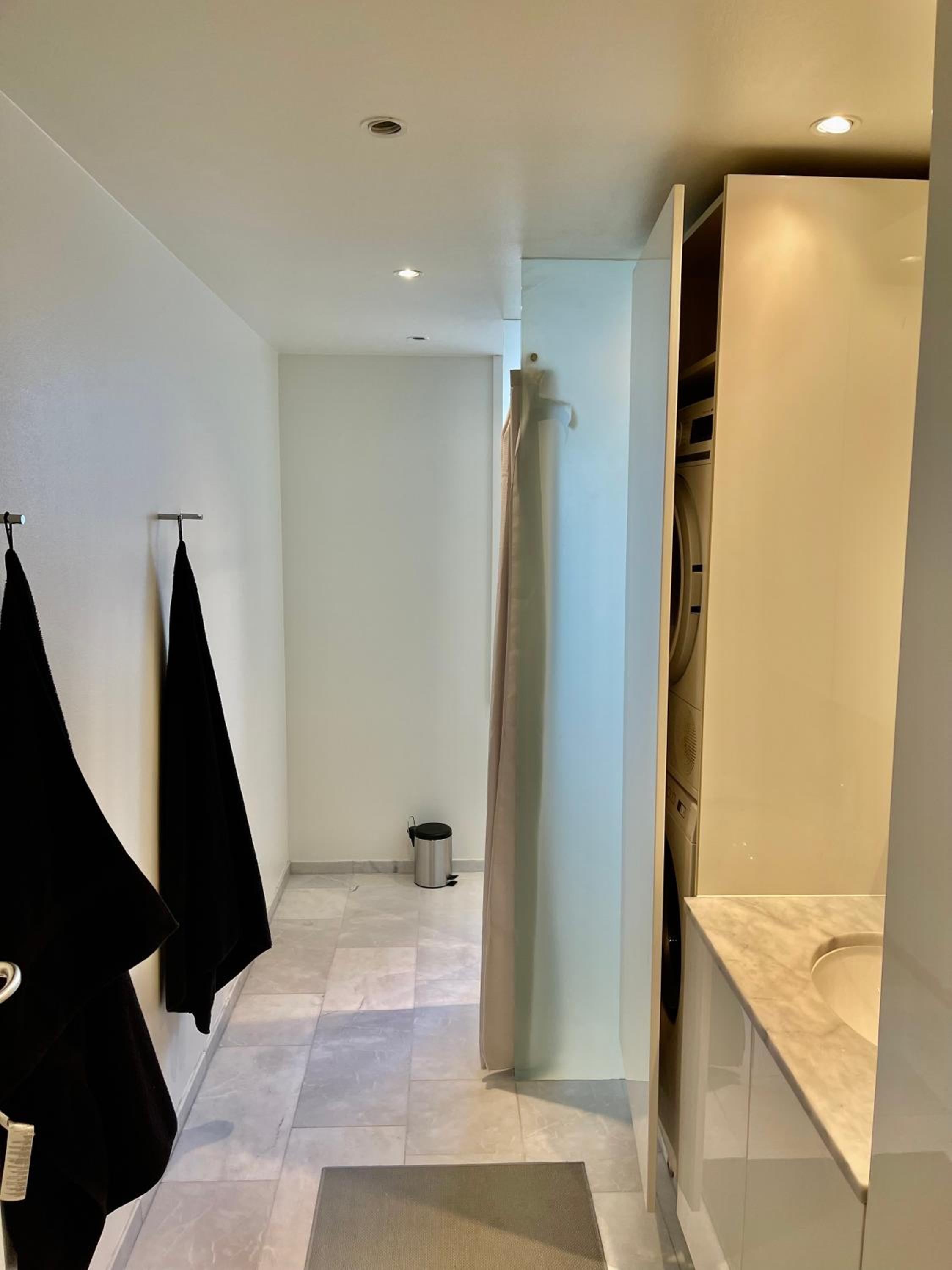 High-end luxury apartment on Islands Brygge. view 3