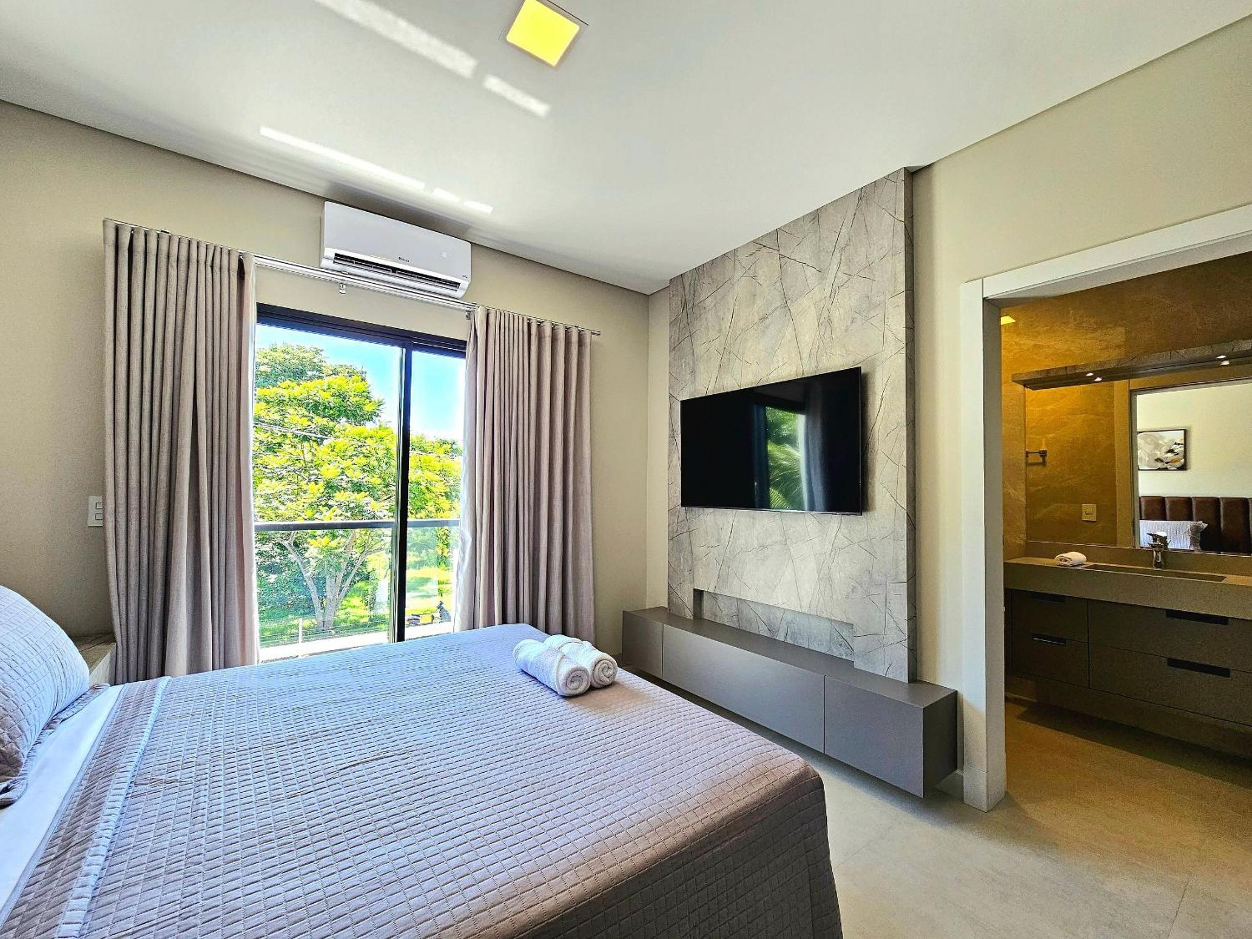 Casa Alto Padrão Novíssima 3 quartos