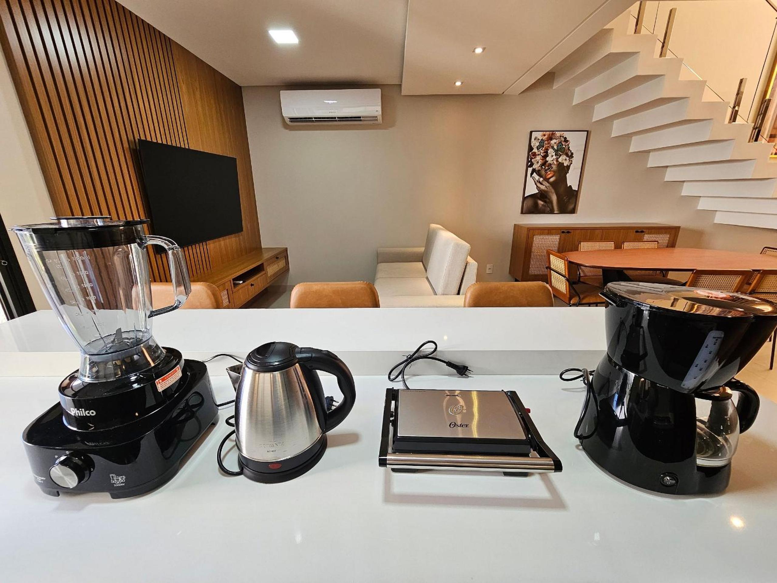 Casa Alto Padrão Novíssima 3 quartos