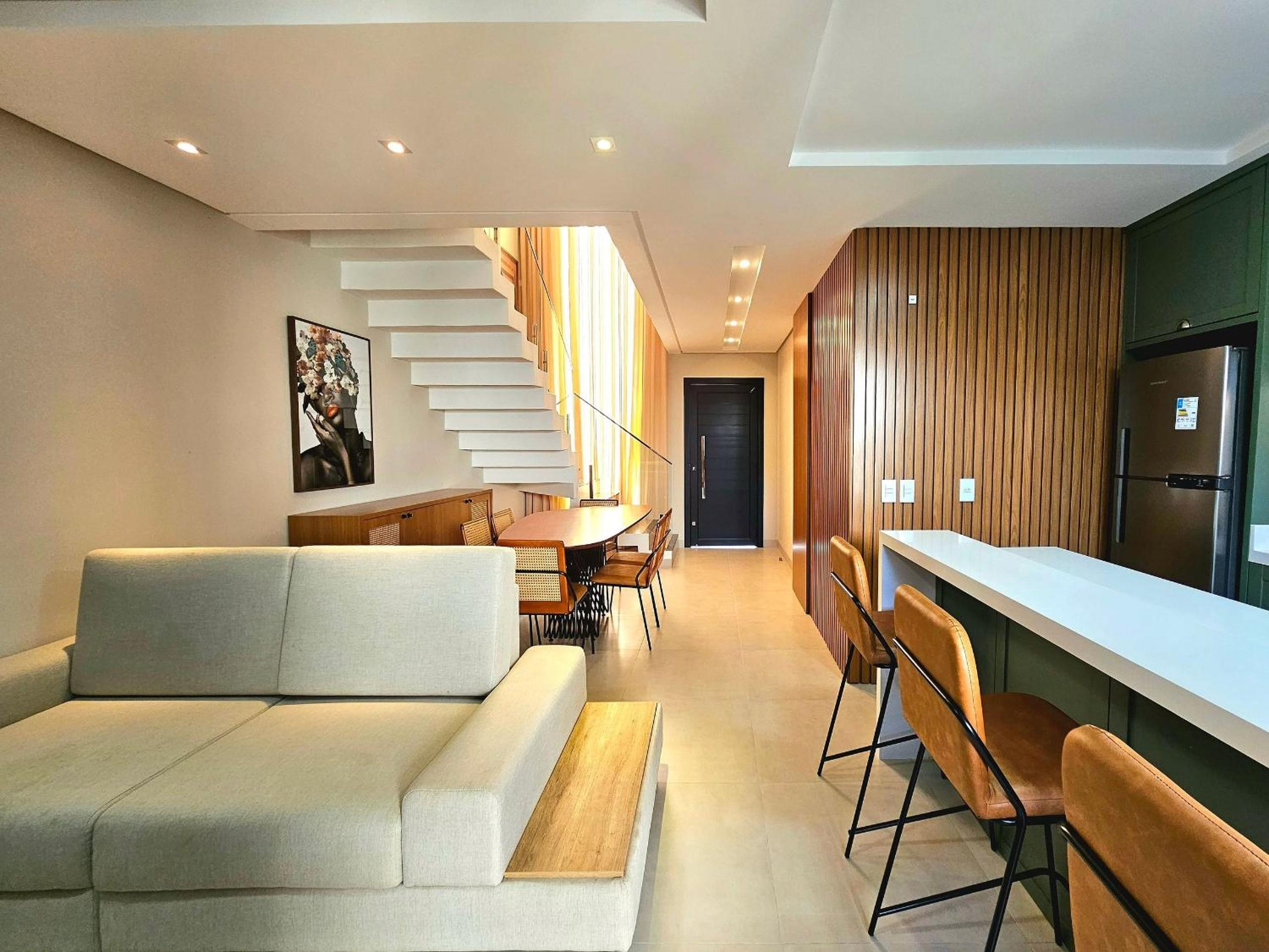 Casa Alto Padrão Novíssima 3 quartos