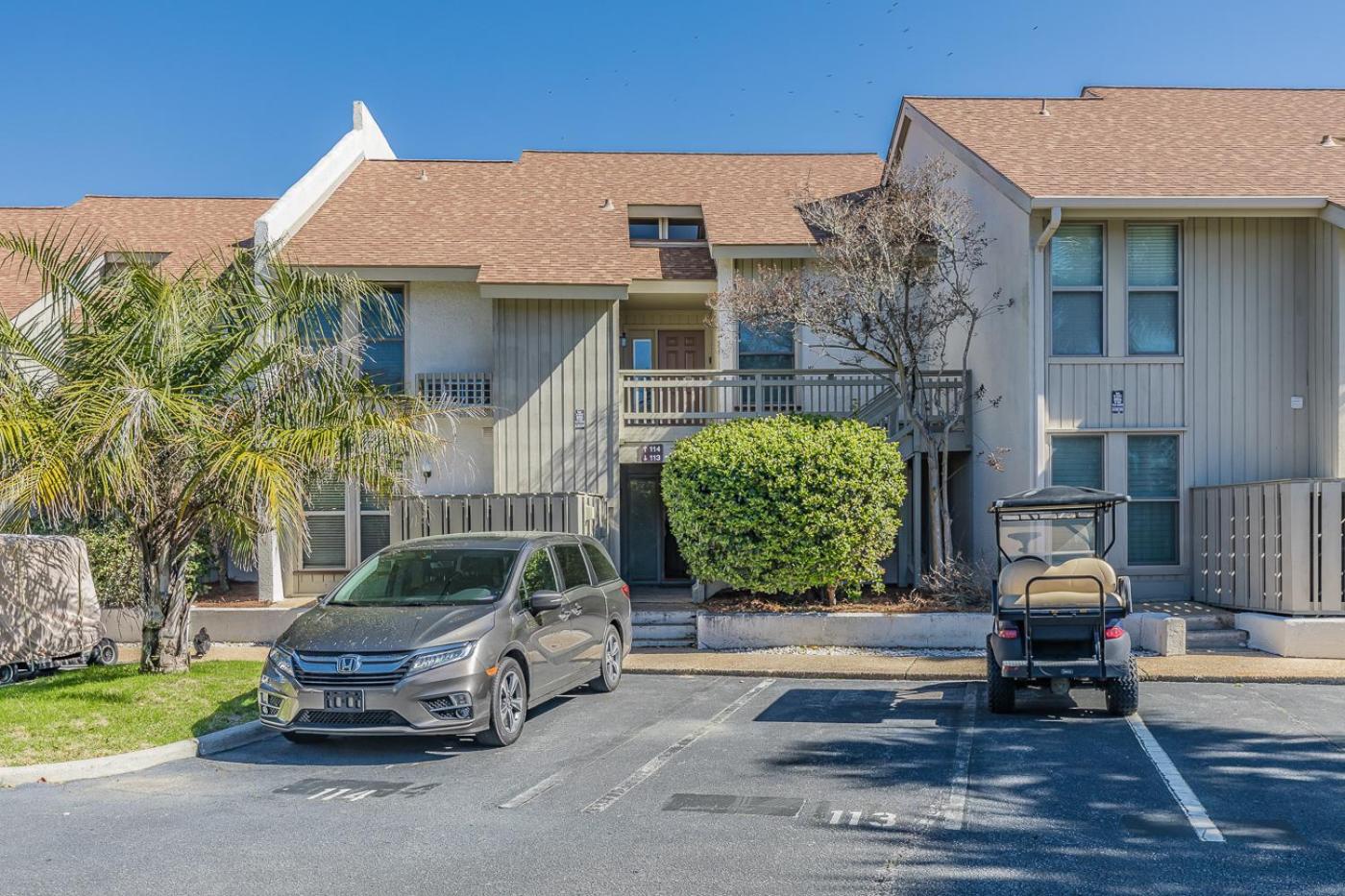 John Fripp Villa 1st Floor - Steps to beach and pool - Ocean Views view 3