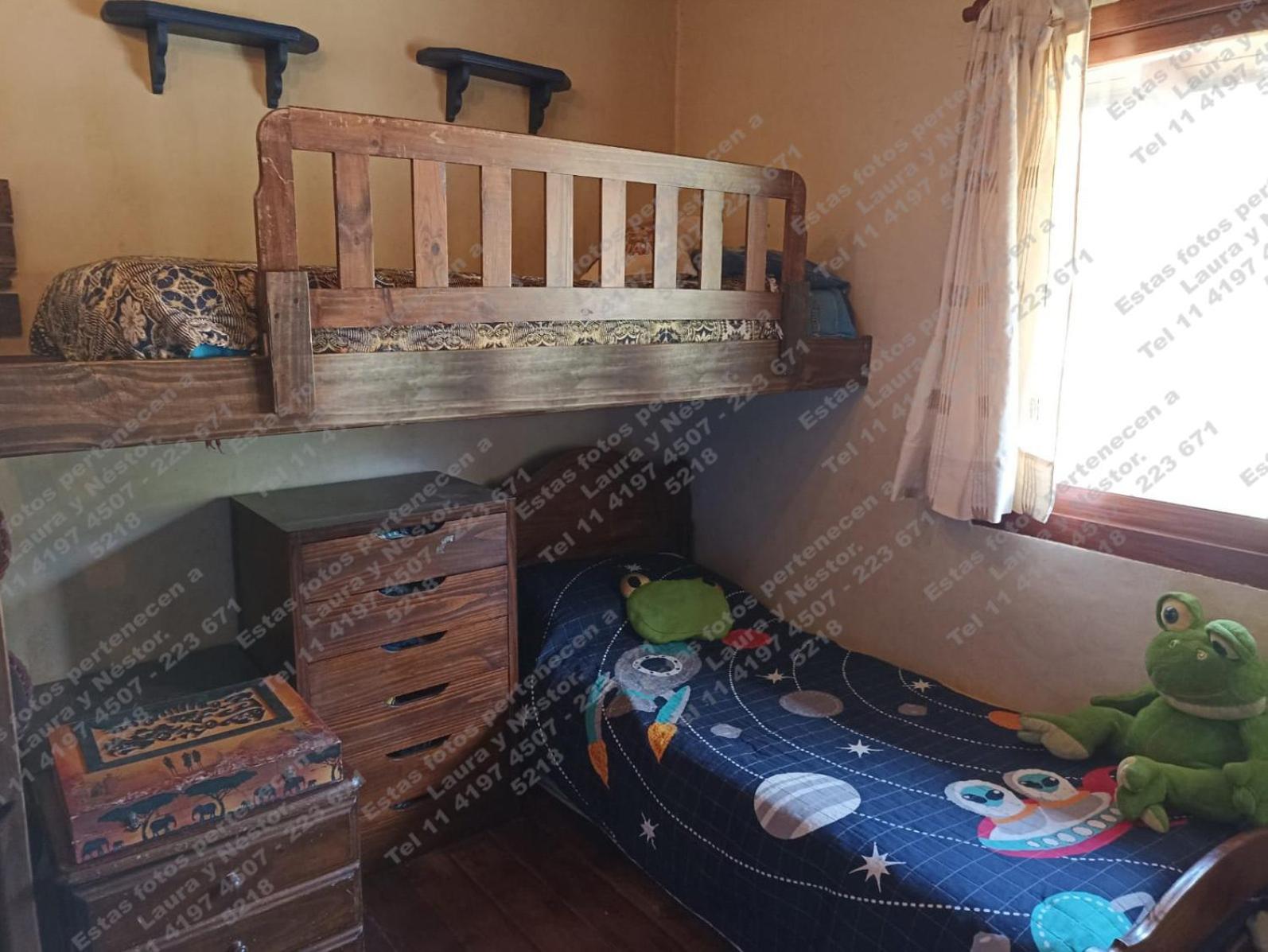 Cabaña en el Bosque Peralta Ramos, Mar del Plata, 4/5 huespedes.