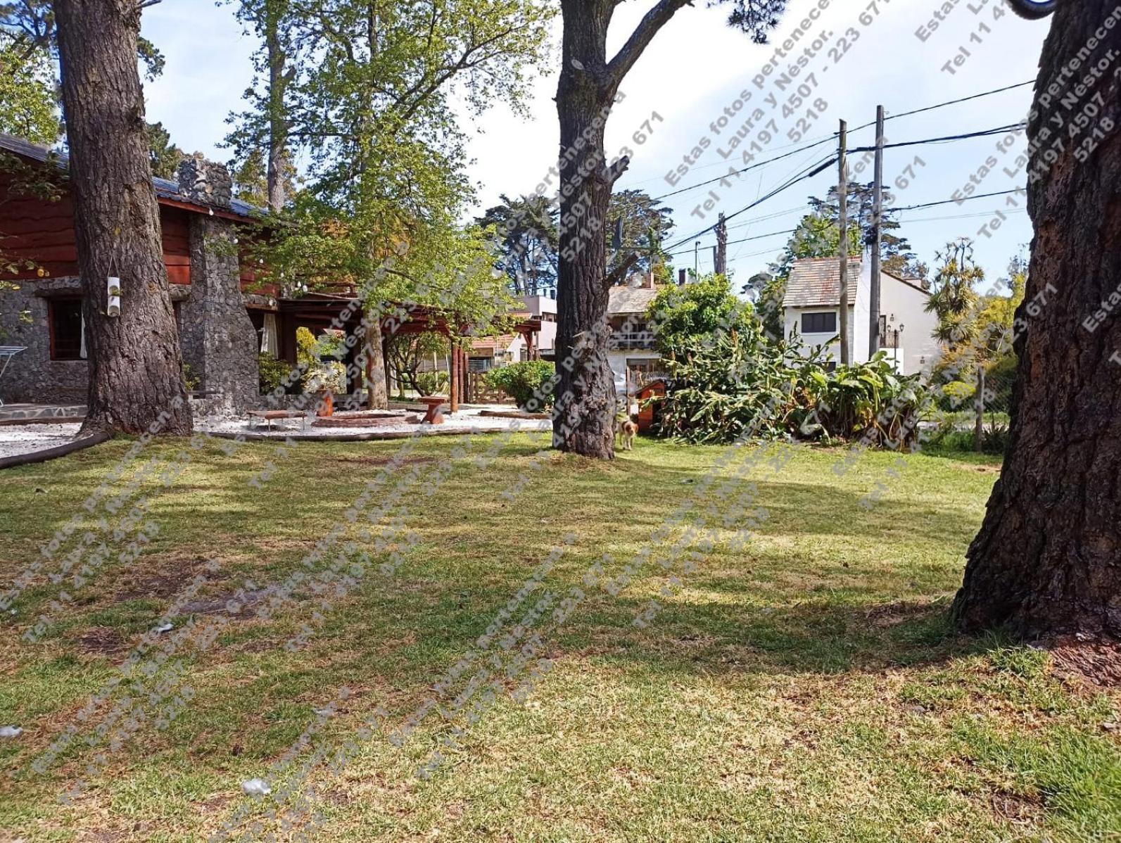 Cabaña en el Bosque Peralta Ramos, Mar del Plata, 4/5 huespedes.
