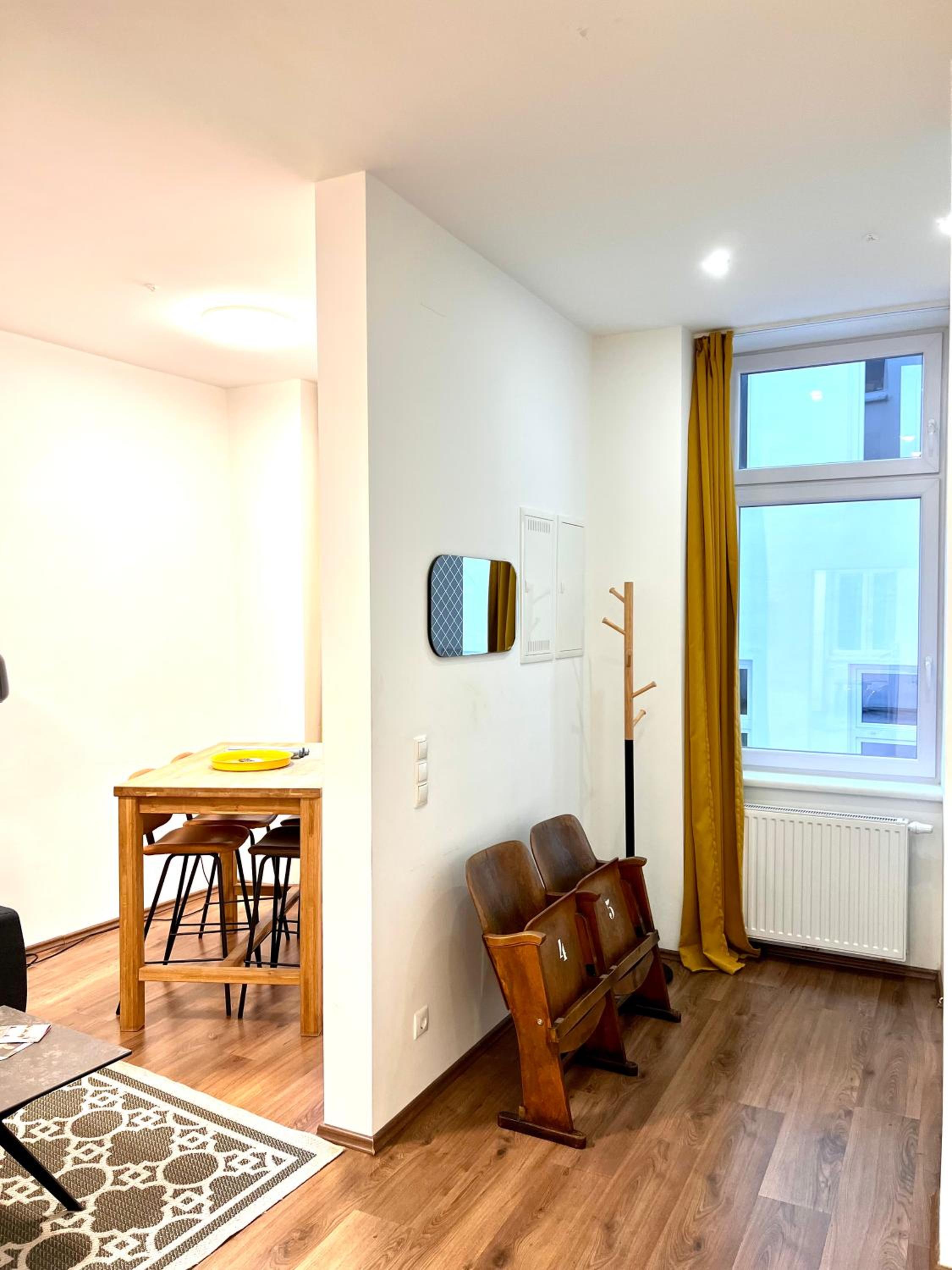 The Barts Apartments - Self Check-in