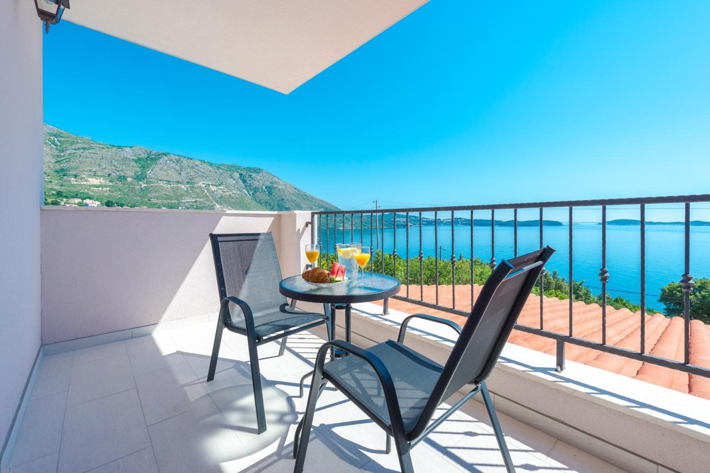 Apartments Villa Made 4U