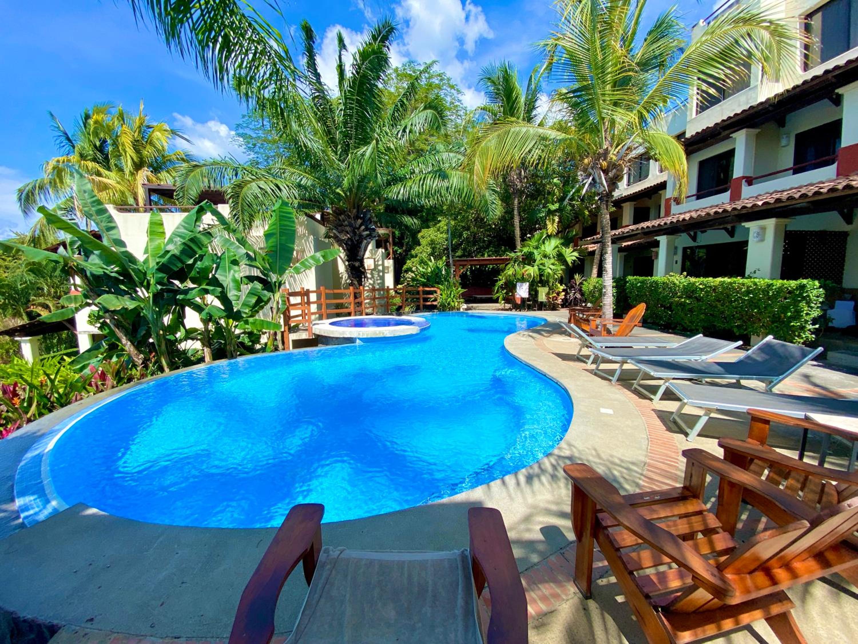 Breezy Paradise 2 bed2bath with mountain view