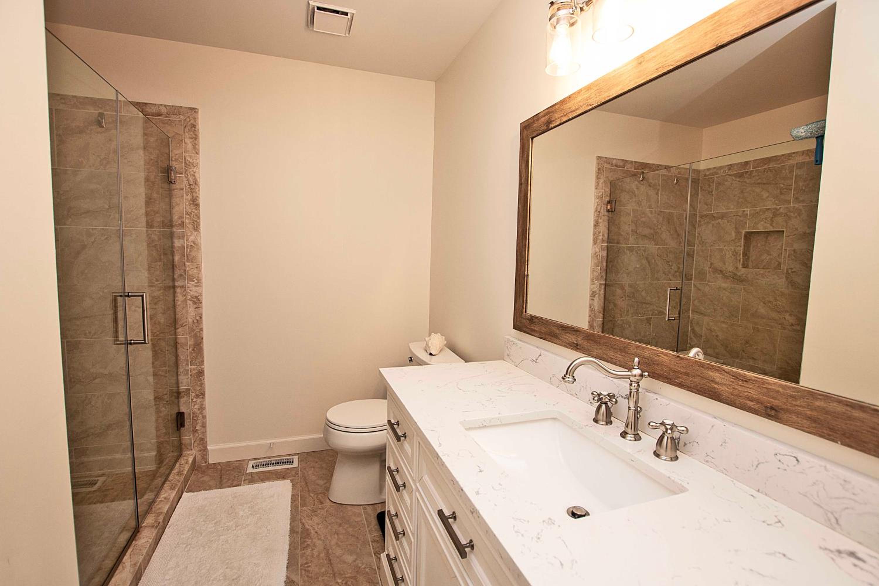 KH2, Life is Short- Soundside, Community Pool, Shopping Nearby! view 2